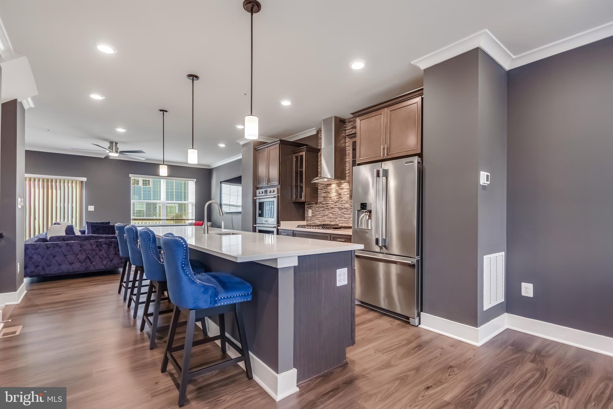 7806 JOHNNYCAKE ROAD