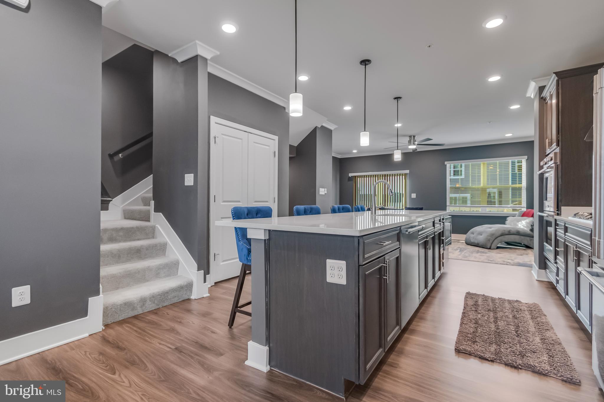 7806 JOHNNYCAKE ROAD