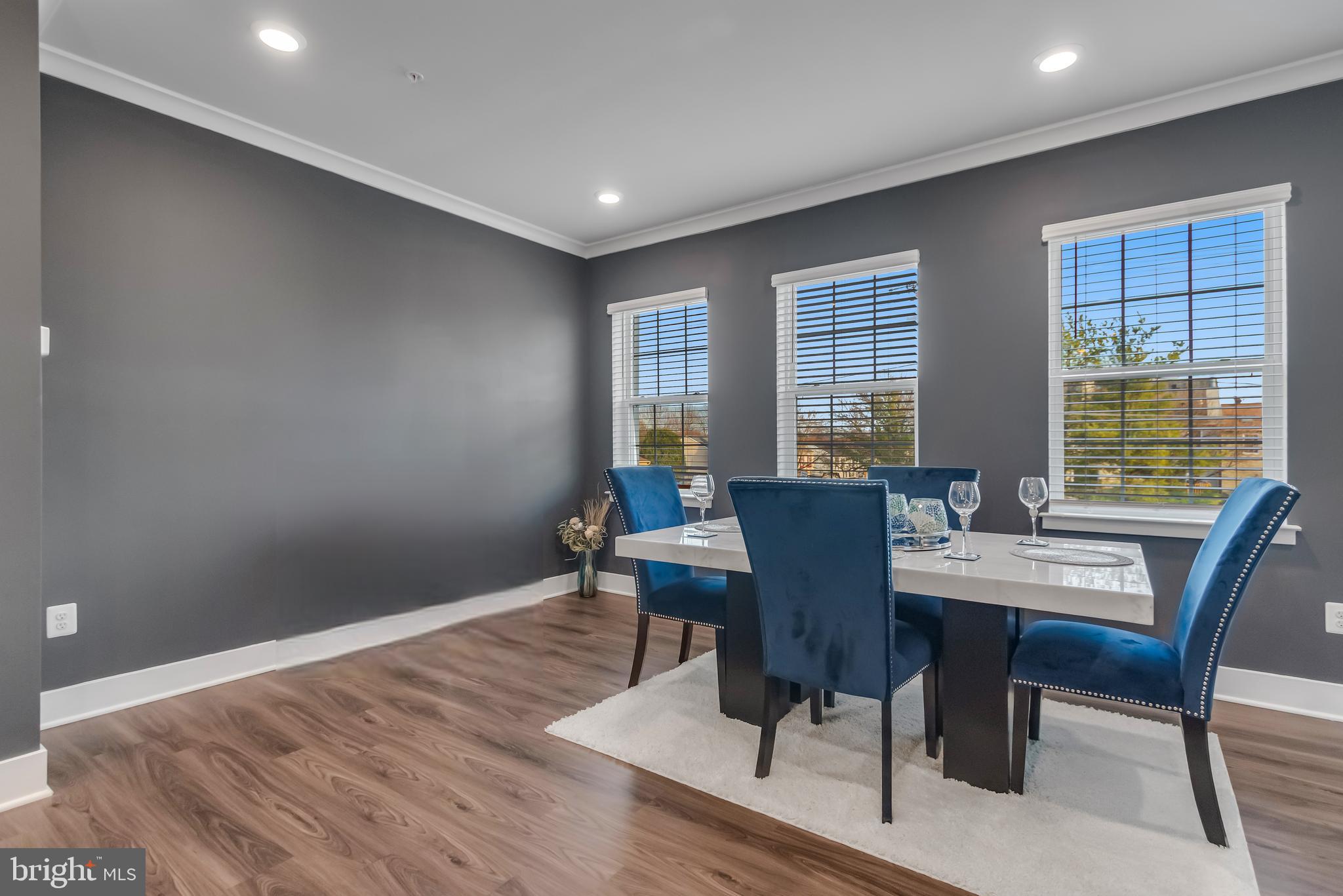 7806 JOHNNYCAKE ROAD