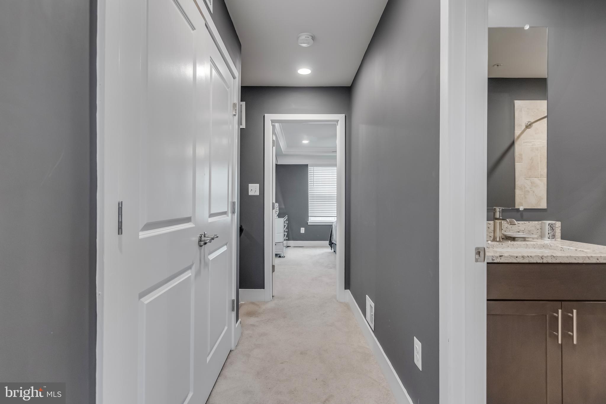 7806 JOHNNYCAKE ROAD