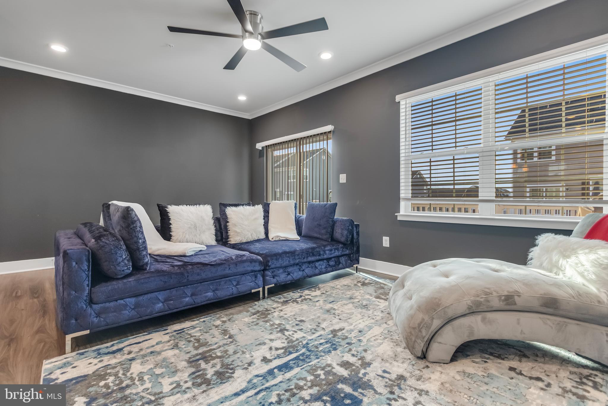 7806 JOHNNYCAKE ROAD