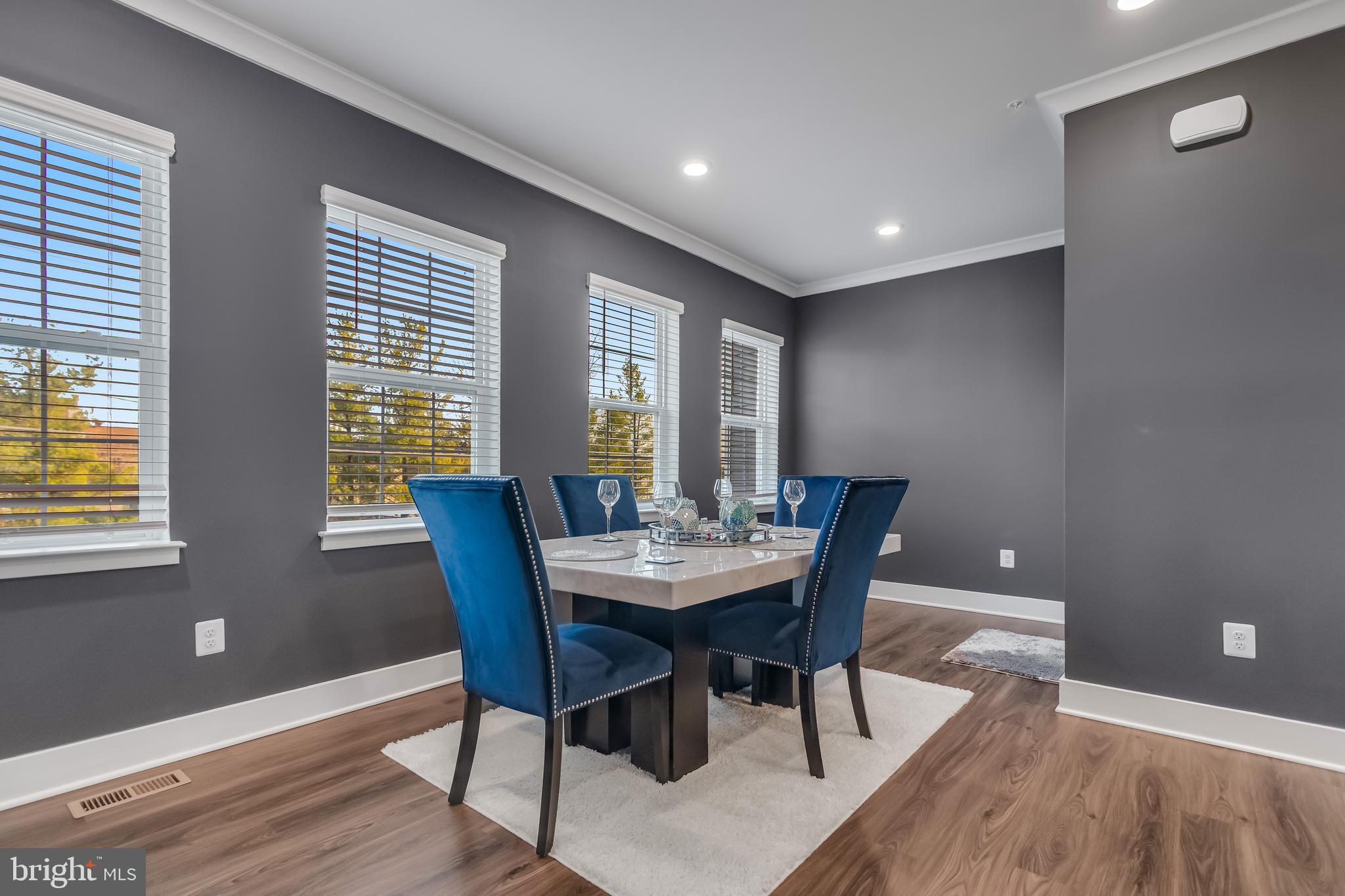 7806 JOHNNYCAKE ROAD