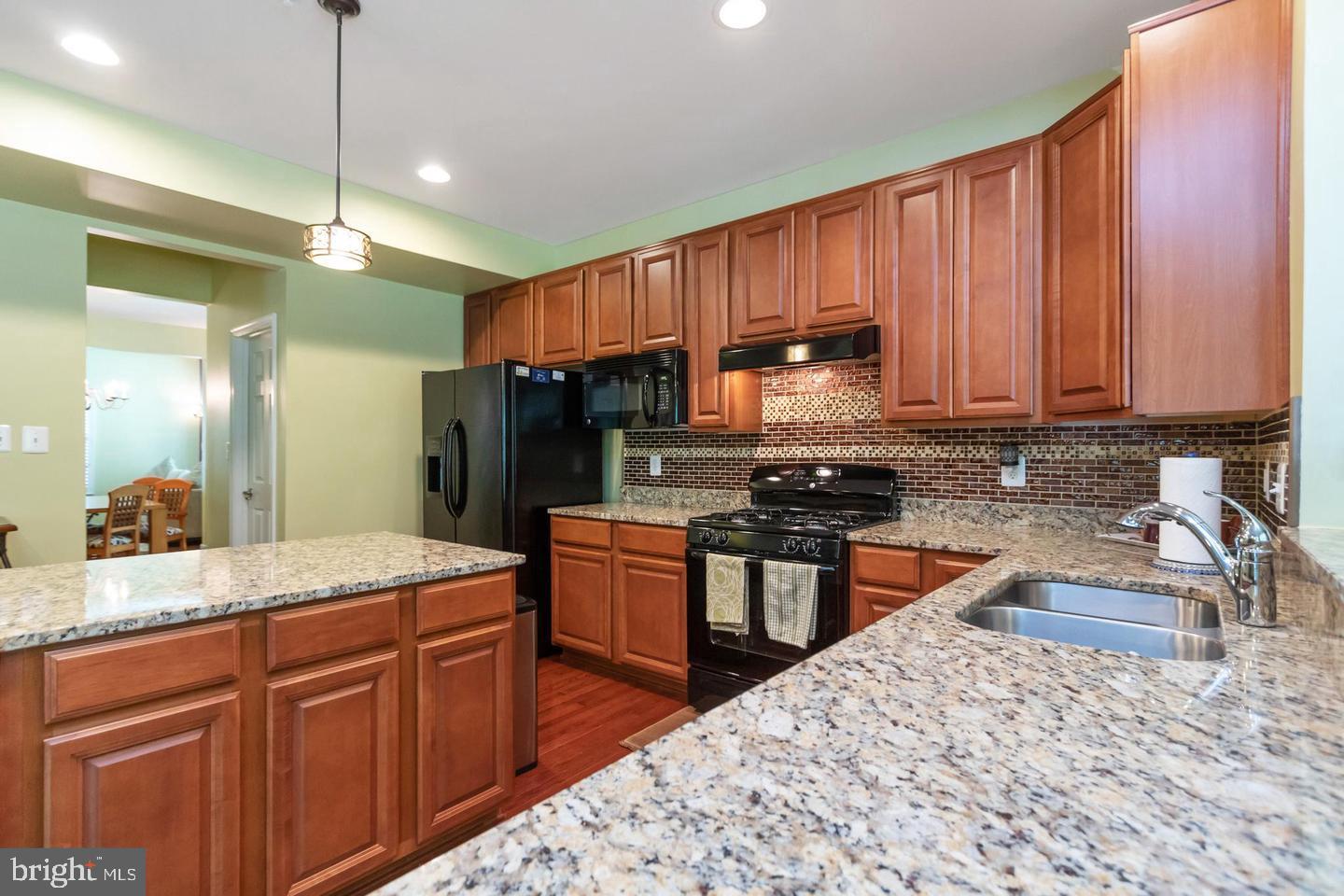 10415 Stone Pine Ave