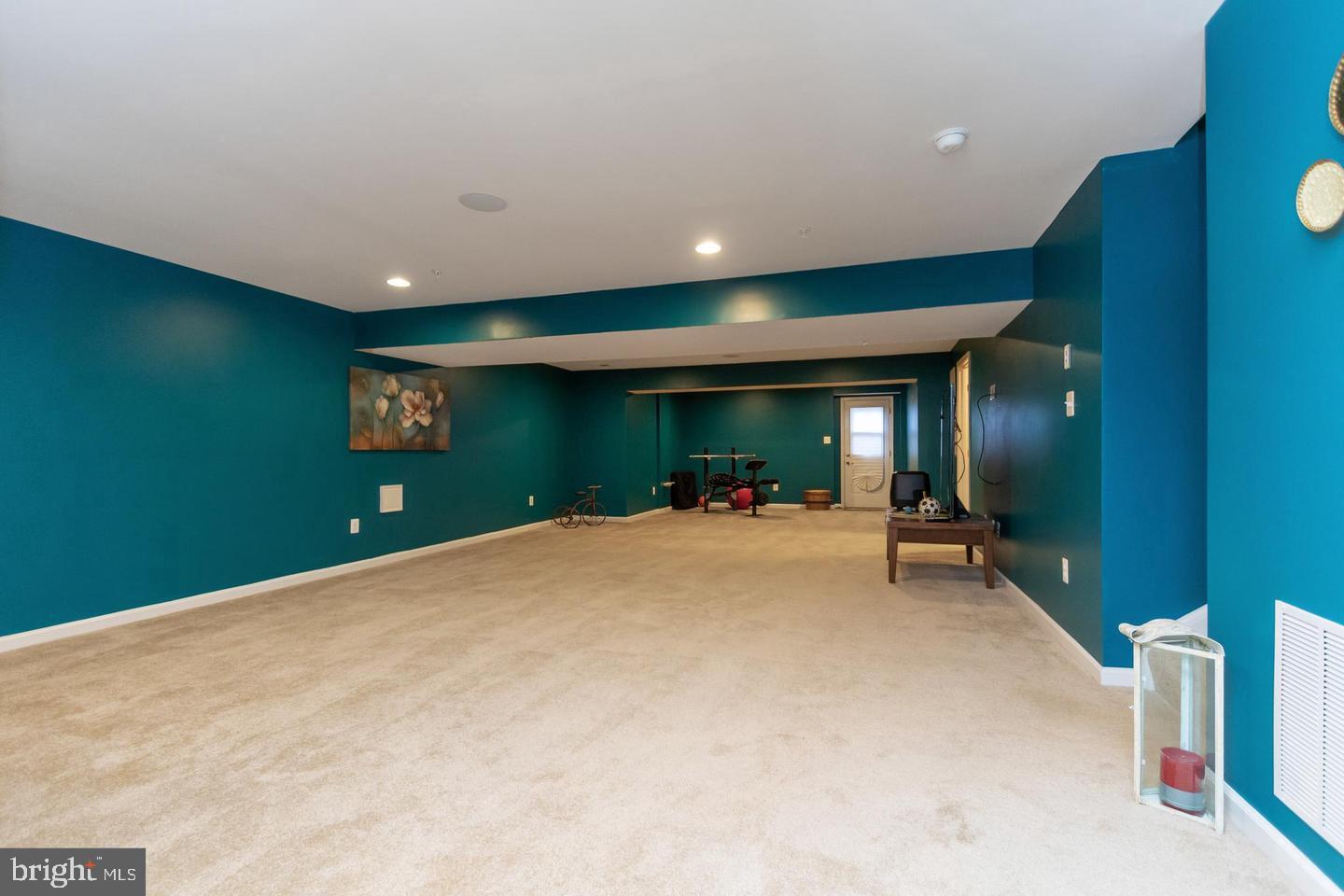 10415 Stone Pine Ave