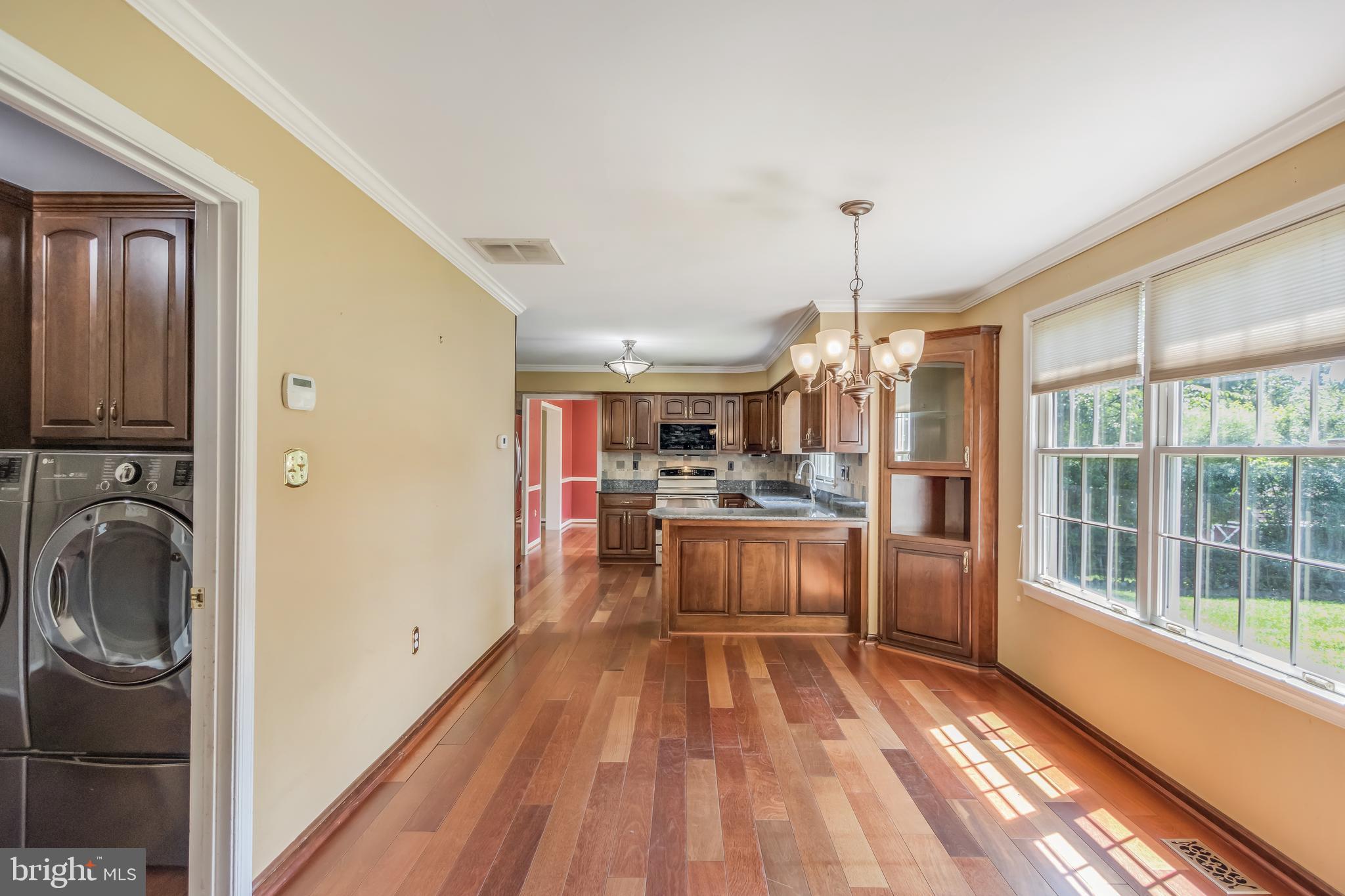 1305 Greenmont Dr