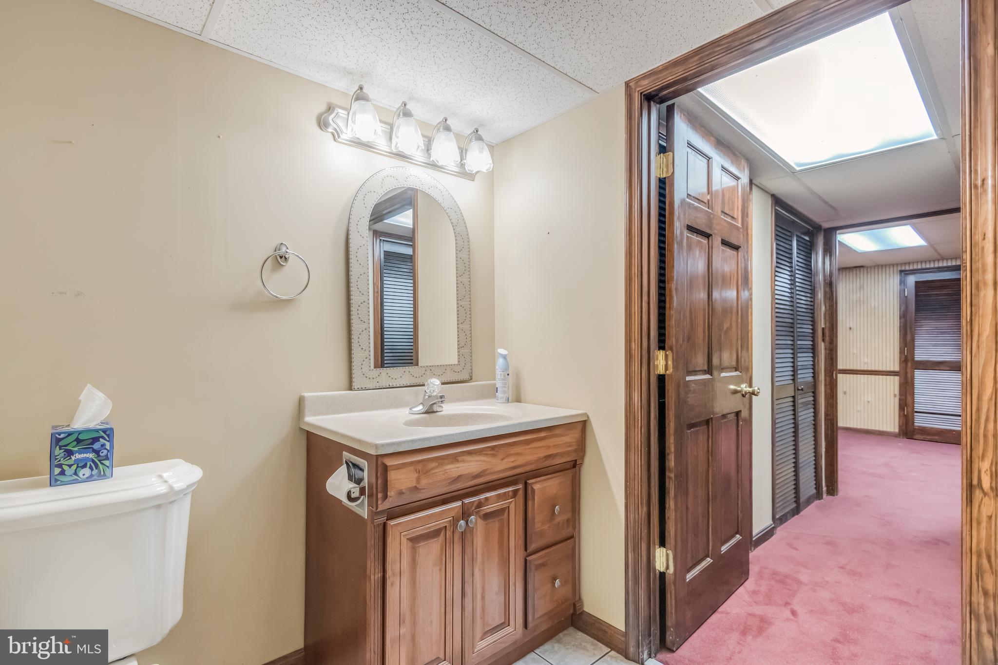 1305 Greenmont Dr