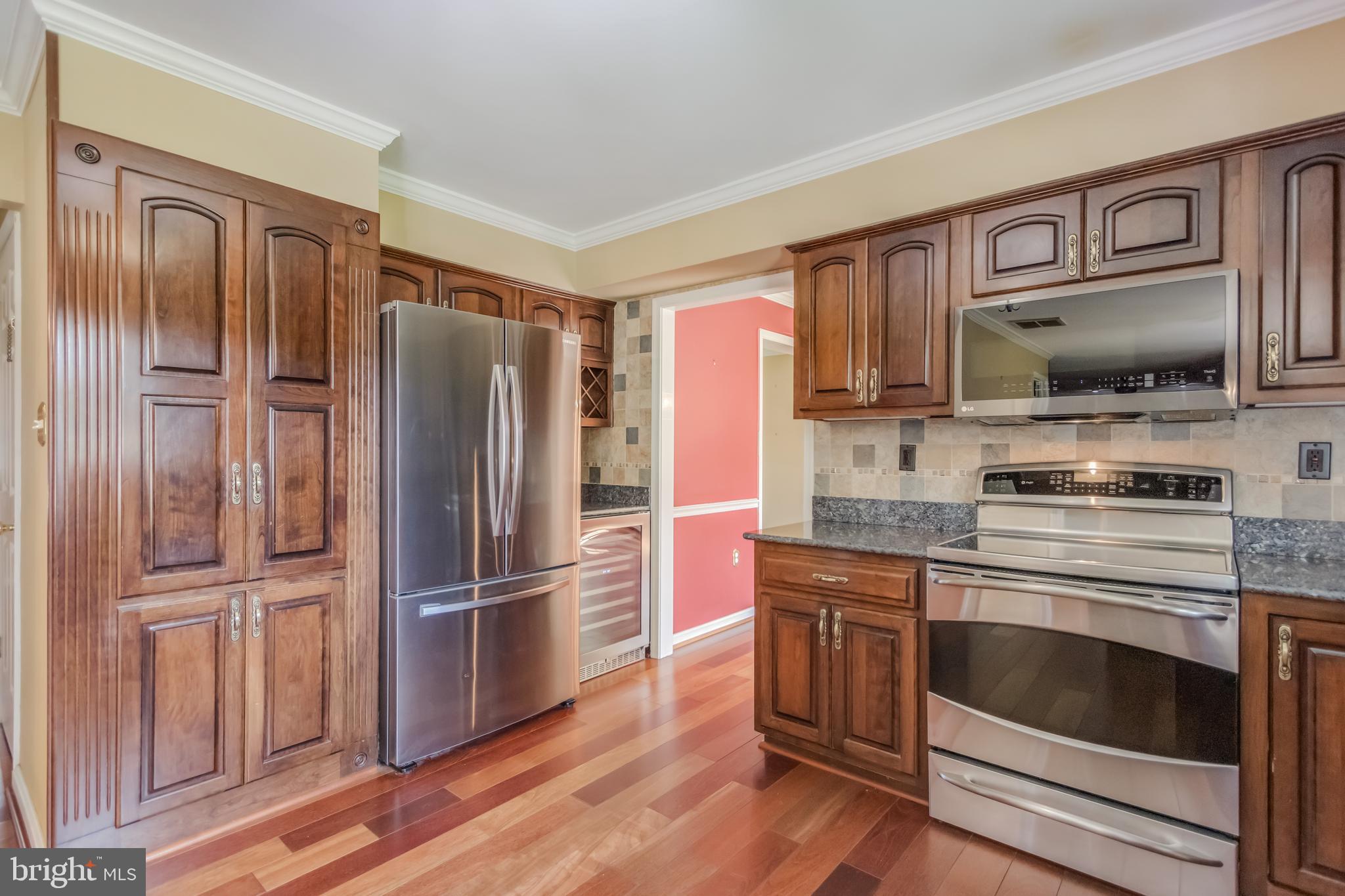 1305 Greenmont Dr