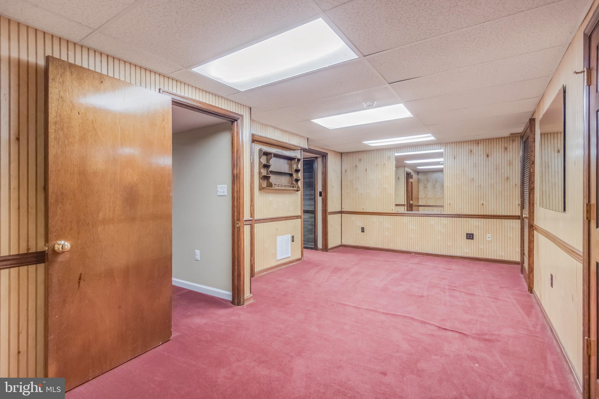 1305 Greenmont Dr