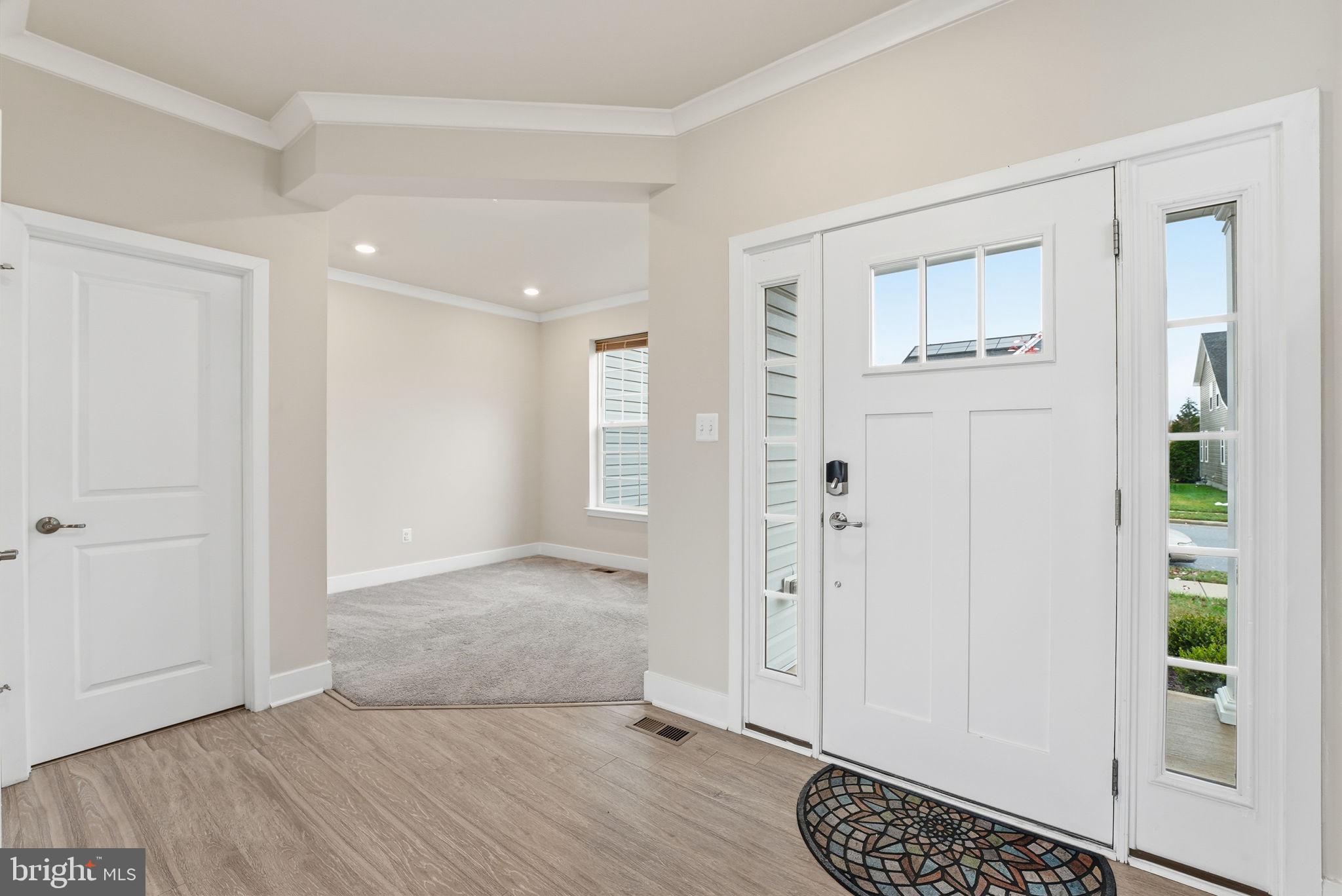 4564 SHAKESPEARE CIRCLE