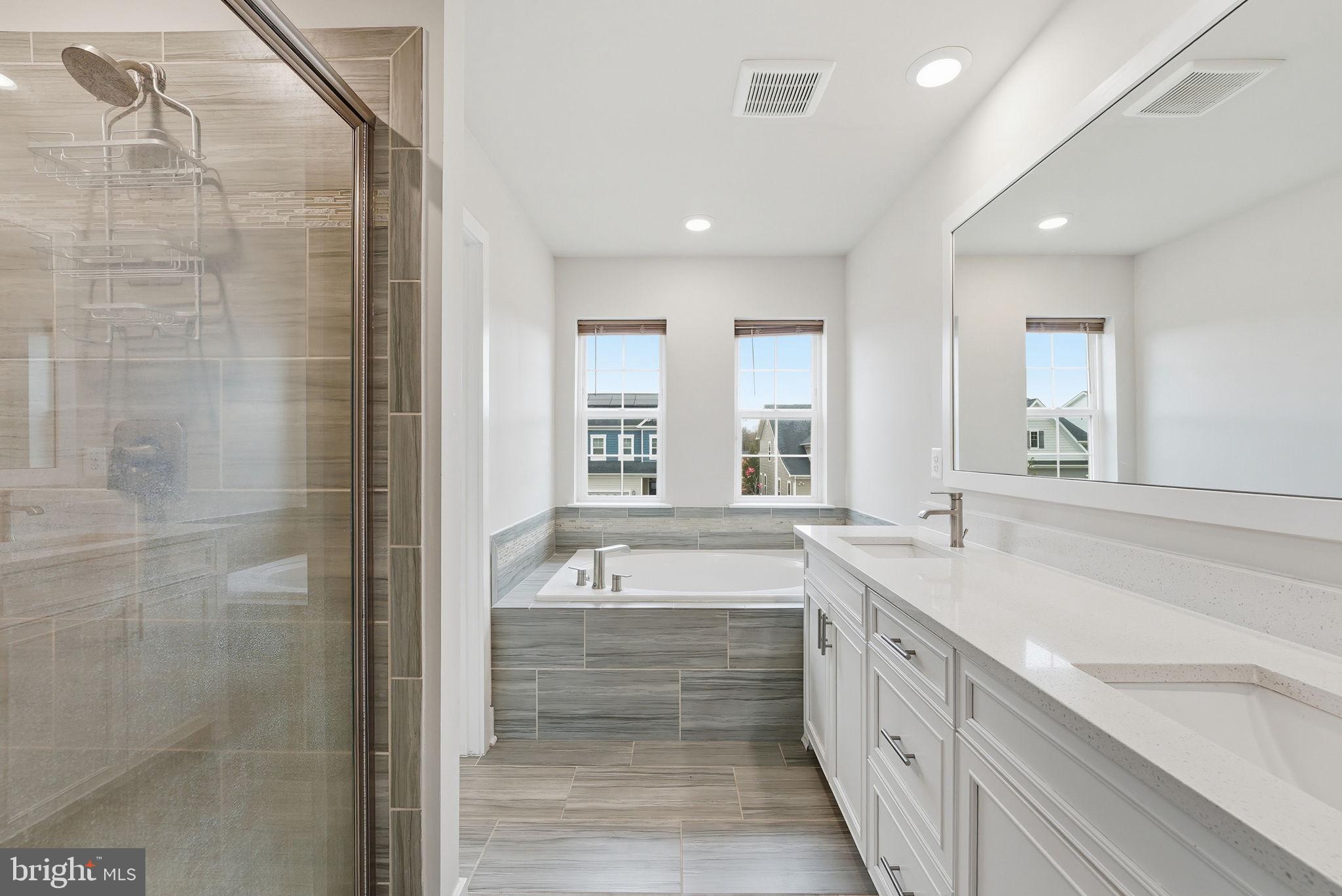 4564 SHAKESPEARE CIRCLE