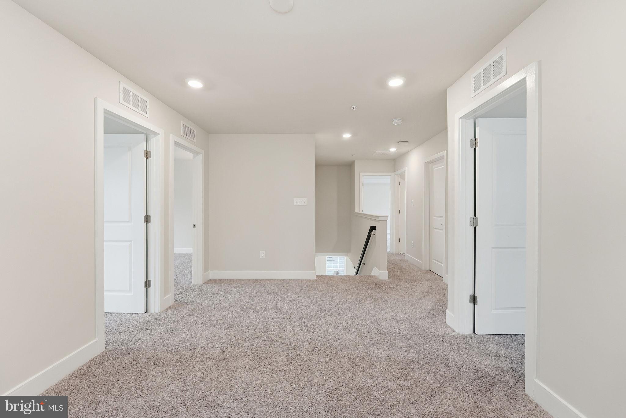 4564 SHAKESPEARE CIRCLE