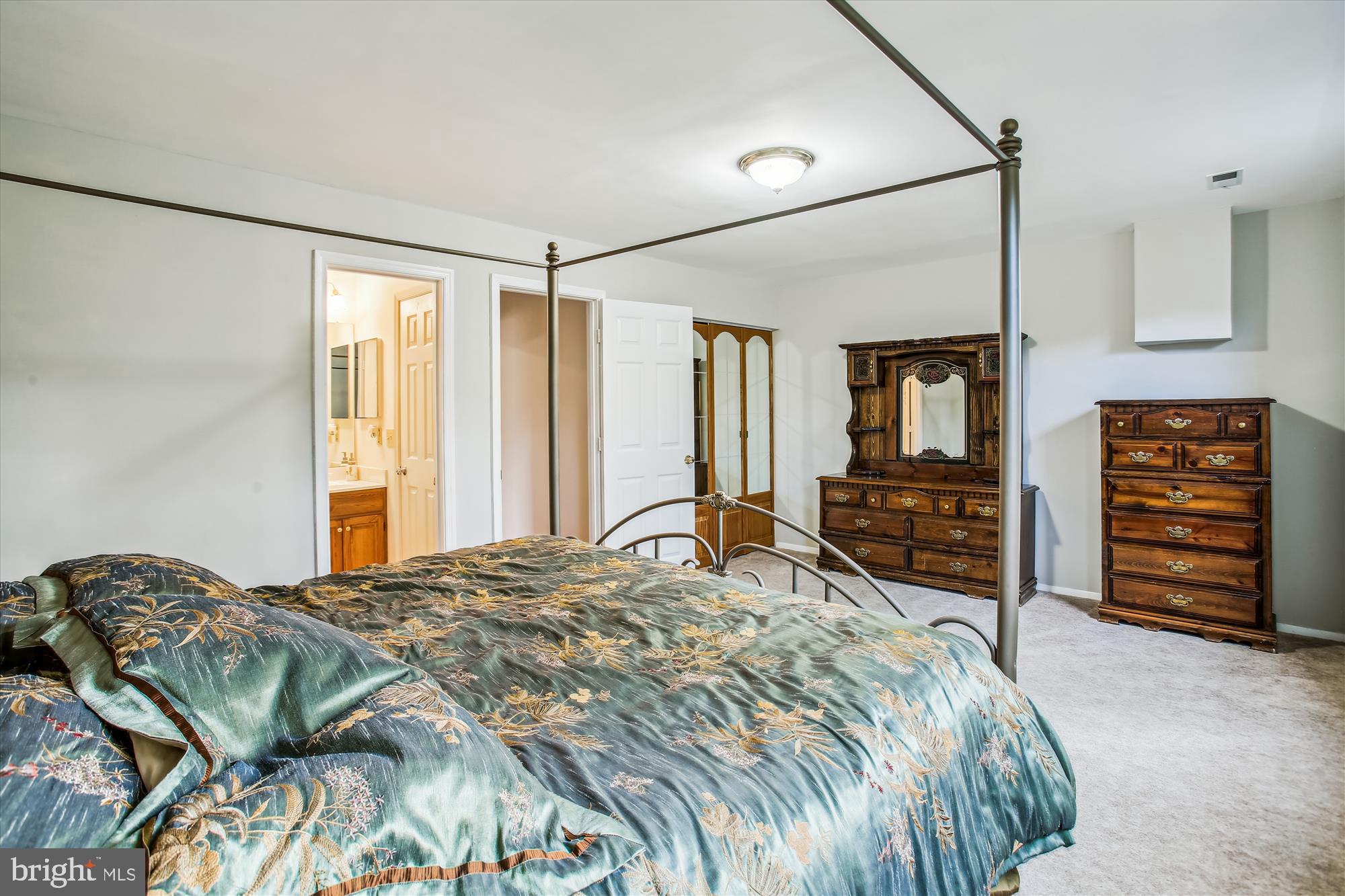 1031 Dulaney Mill Dr