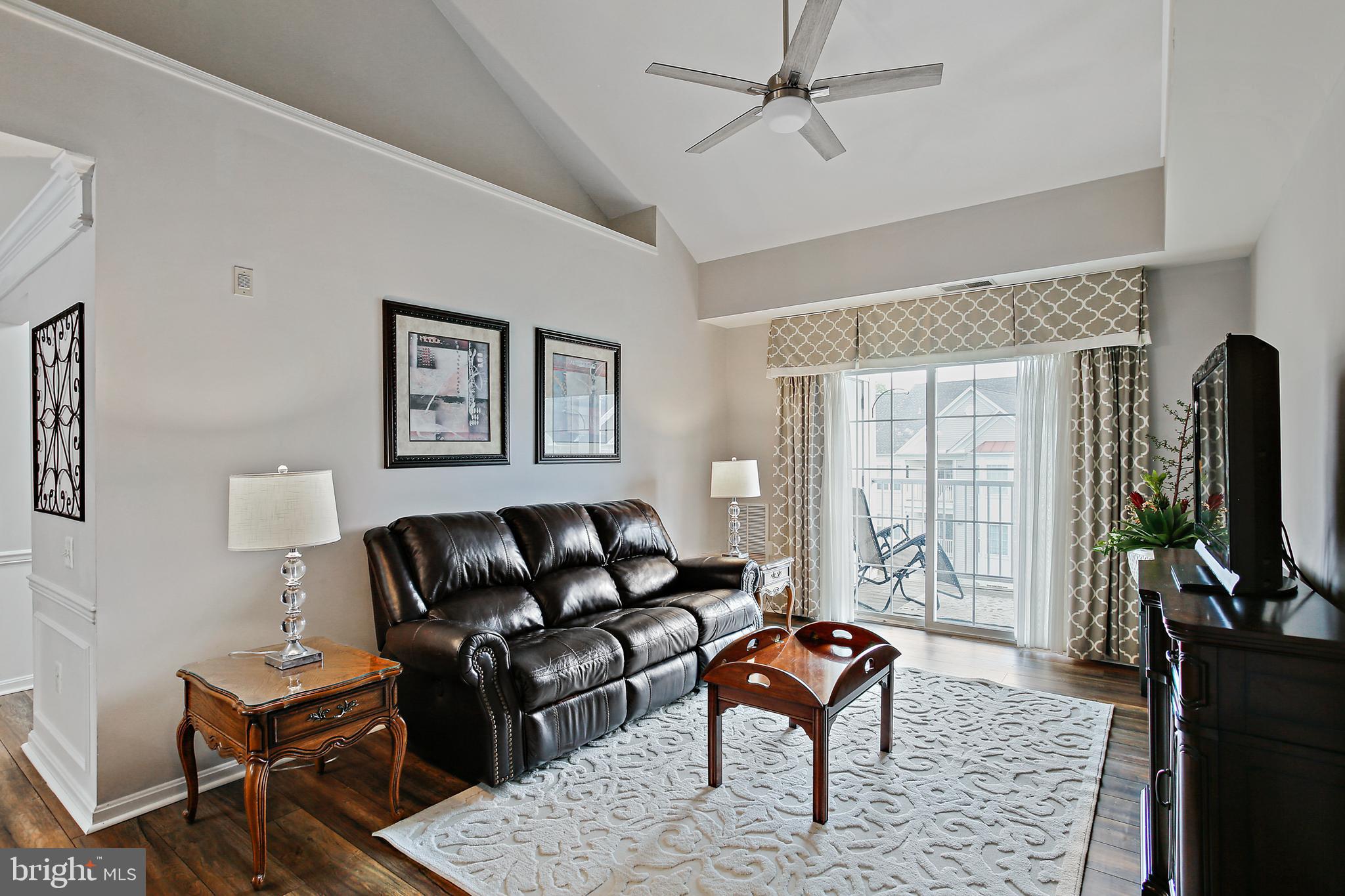 407-L Aggies Cir #11