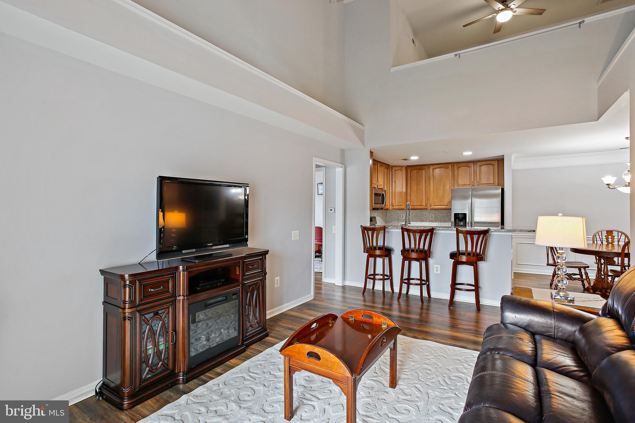 407-L Aggies Cir #11