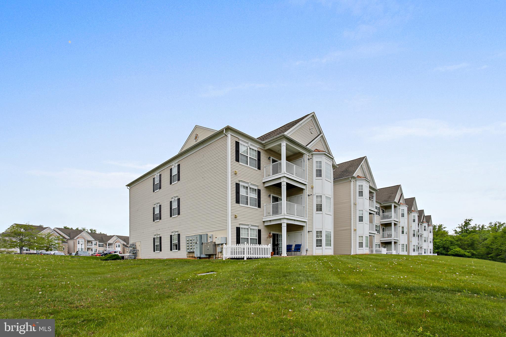 407-L Aggies Cir #11