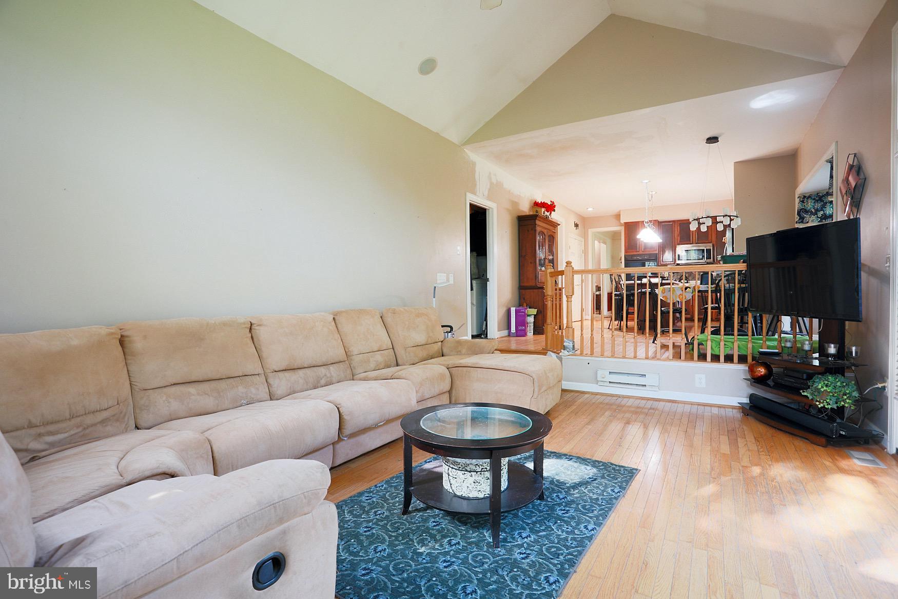 10009 Puritan Way