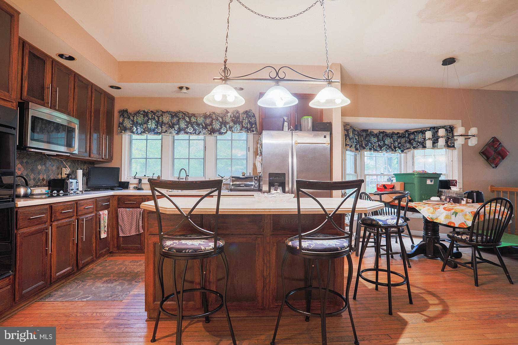 10009 Puritan Way