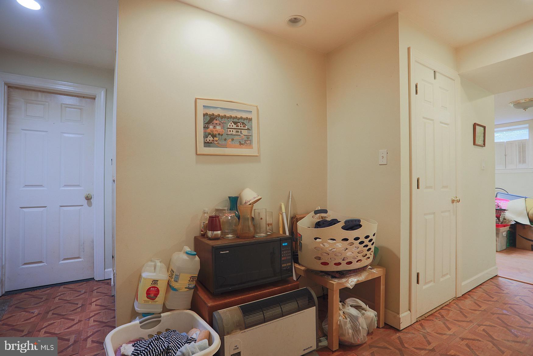 10009 Puritan Way