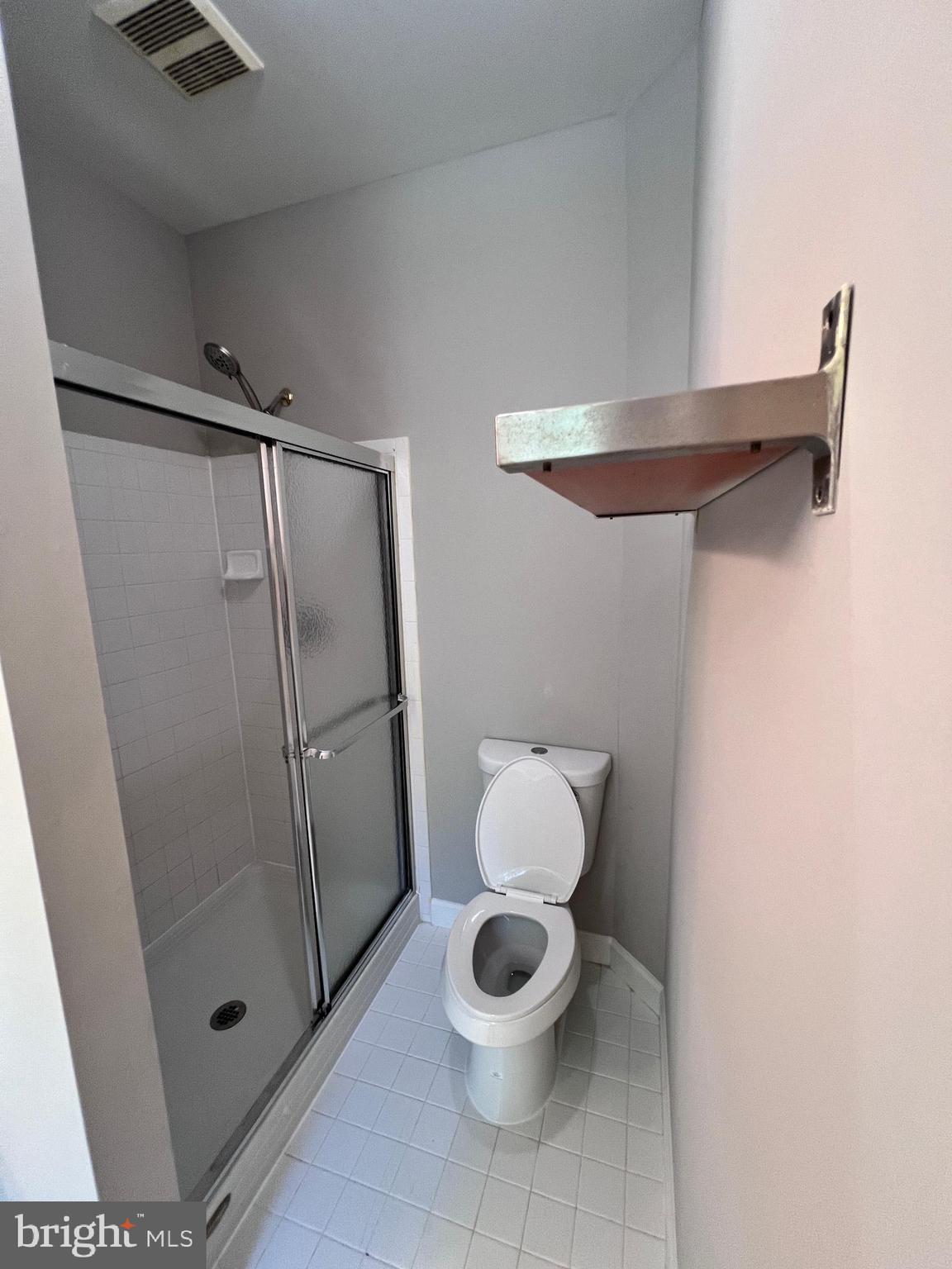 3328 Castle Ridge Cir #11