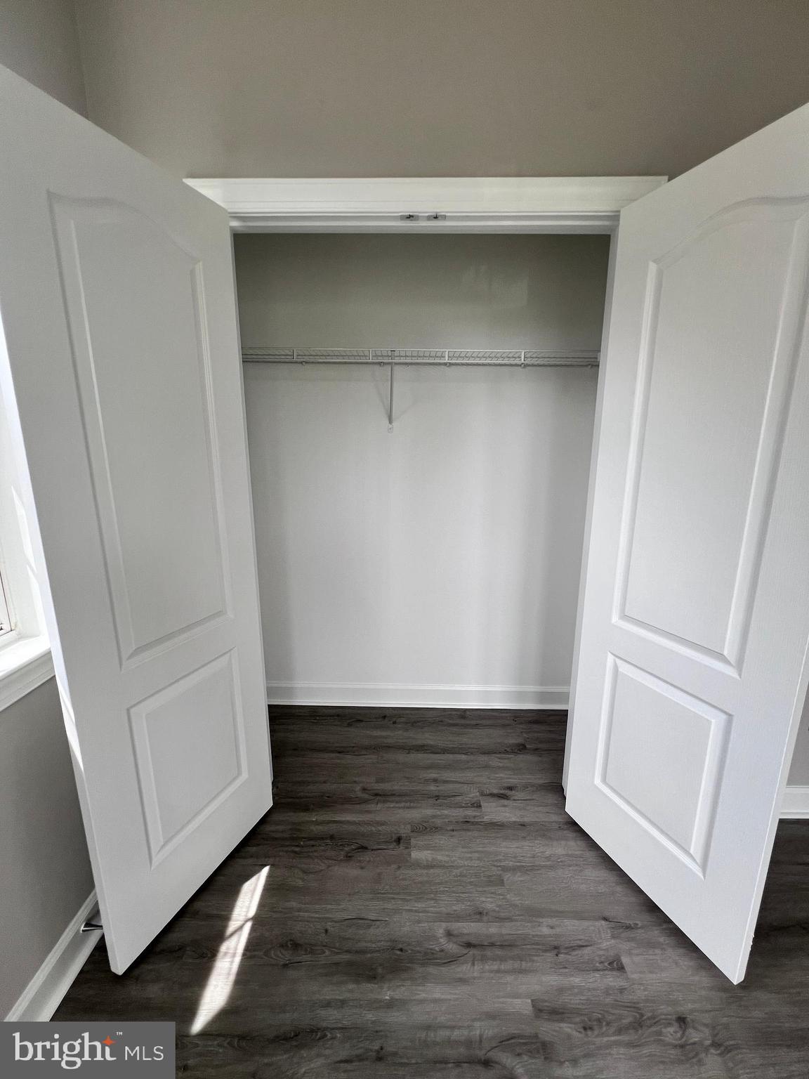 3328 Castle Ridge Cir #11