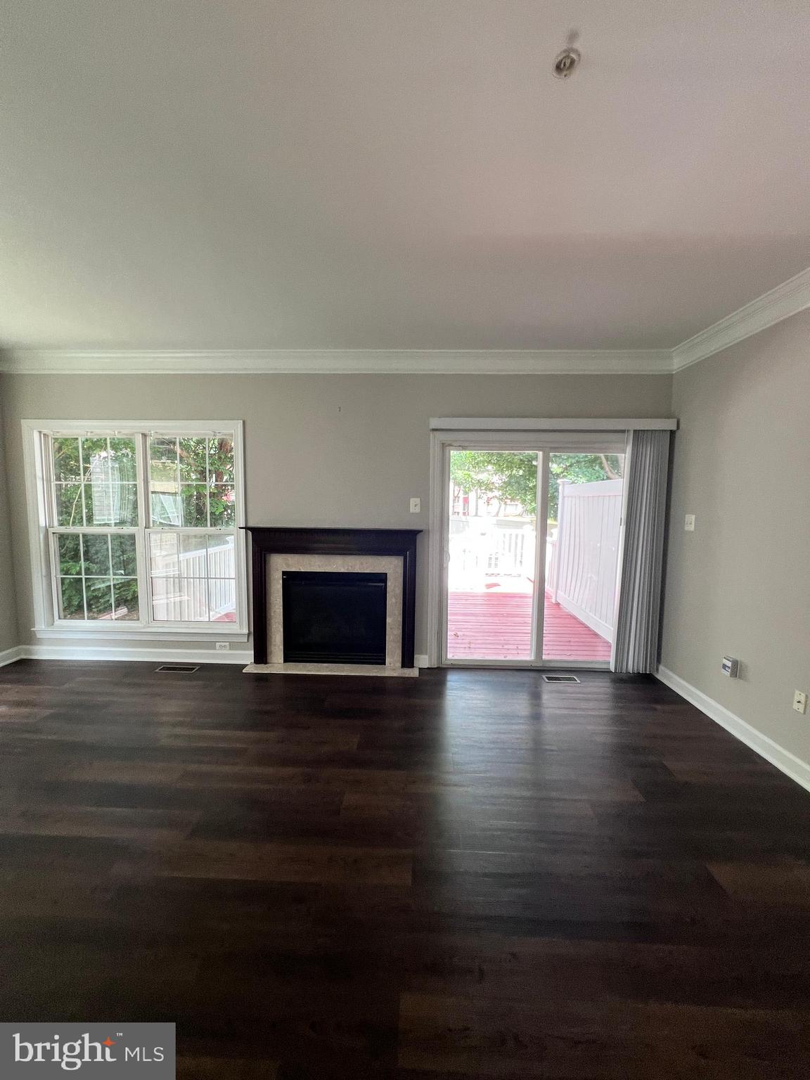 3328 Castle Ridge Cir #11