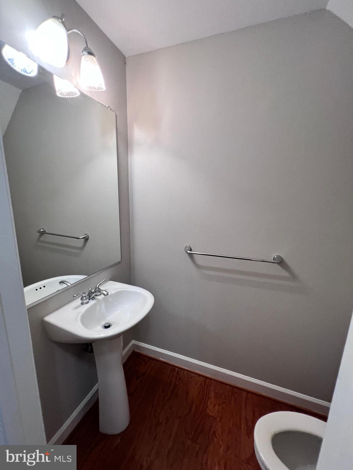 3328 Castle Ridge Cir #11