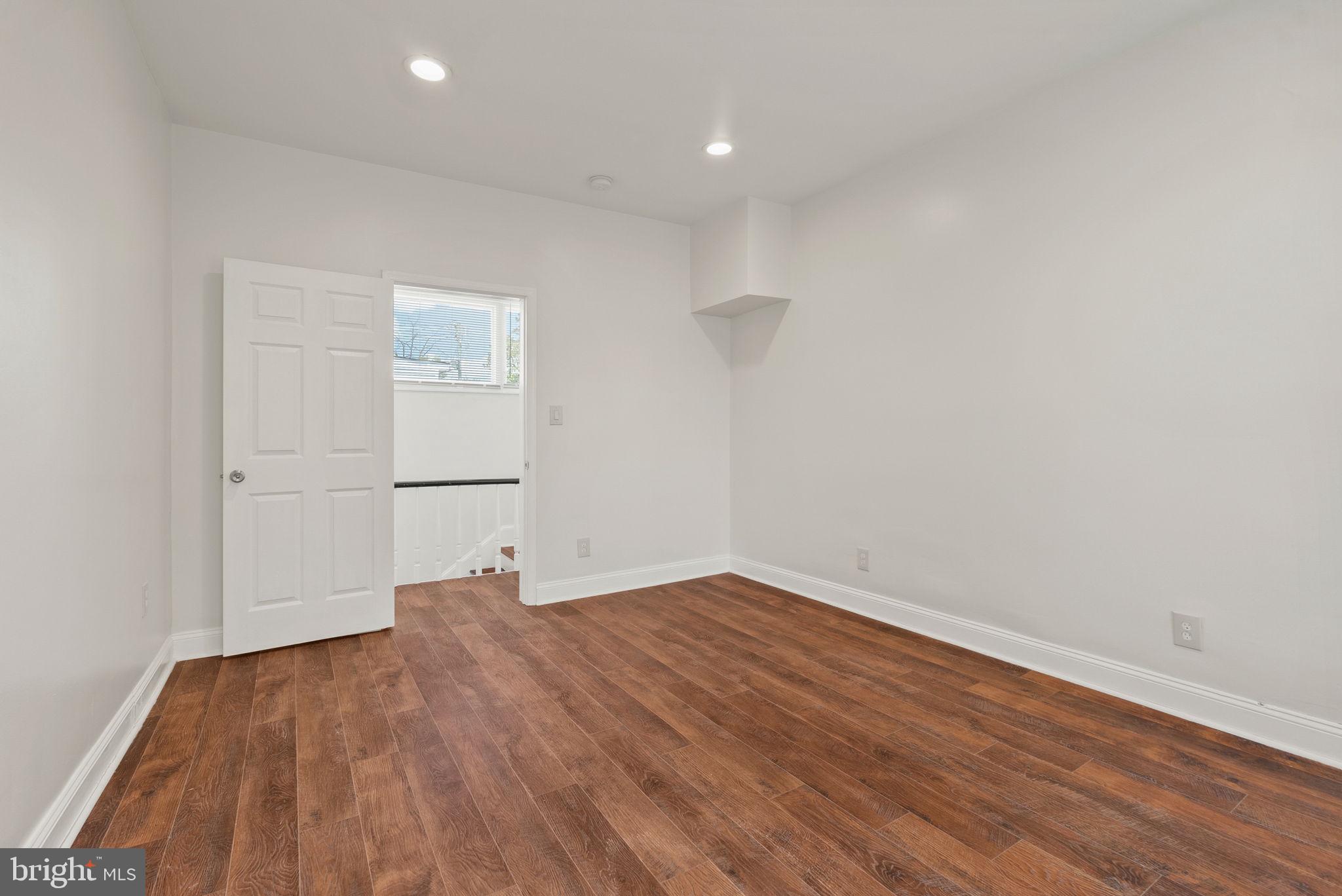 827 PHILADELPHIA AVE