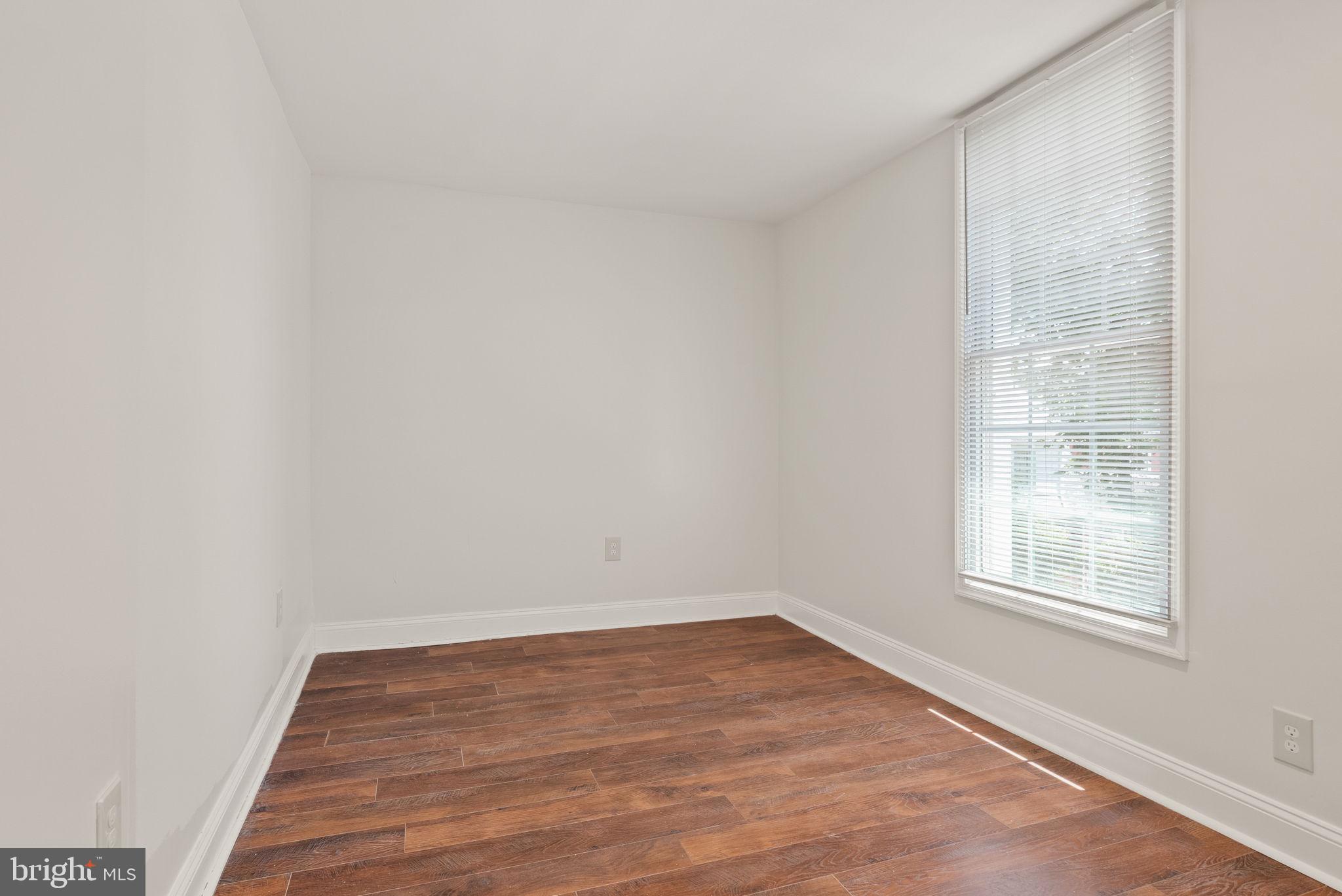 827 PHILADELPHIA AVE