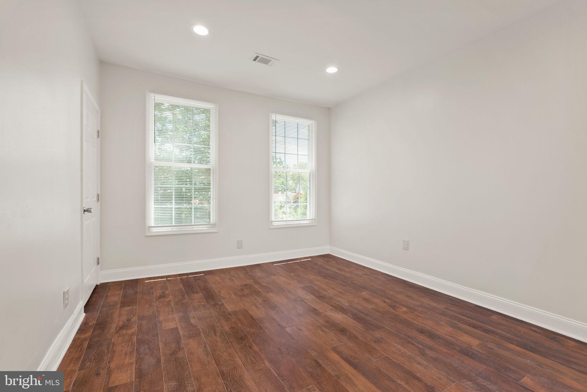 827 PHILADELPHIA AVE