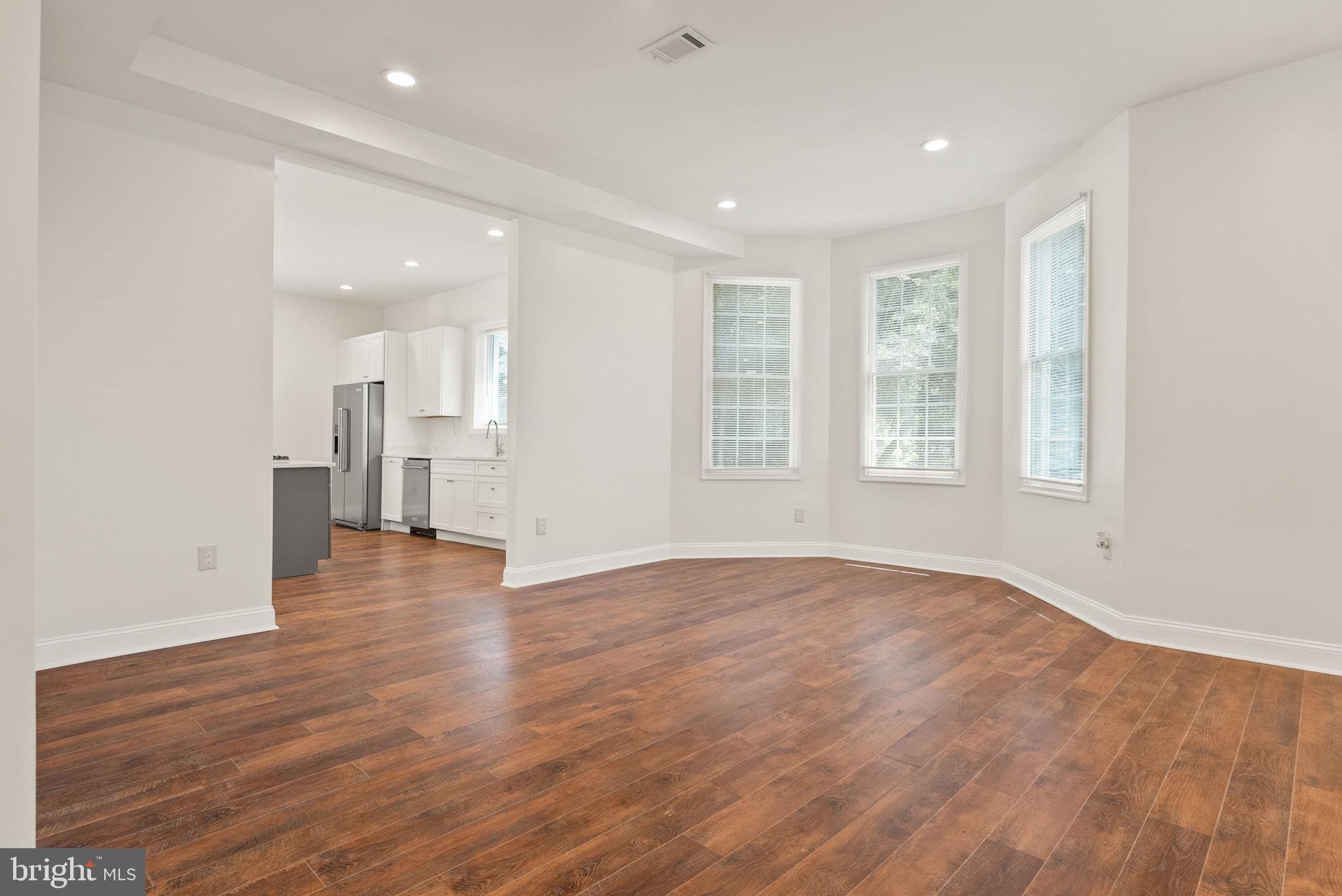 827 PHILADELPHIA AVE