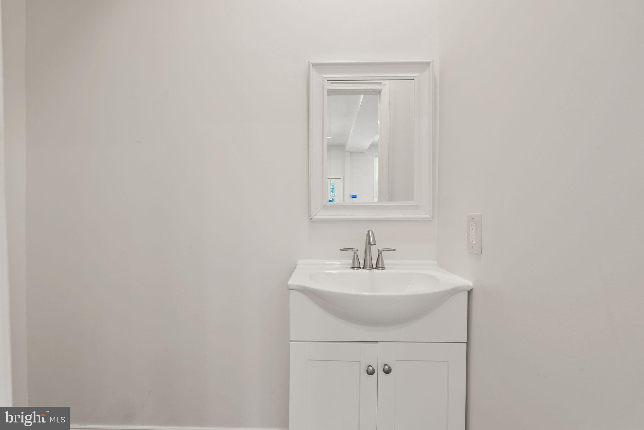 827 PHILADELPHIA AVE