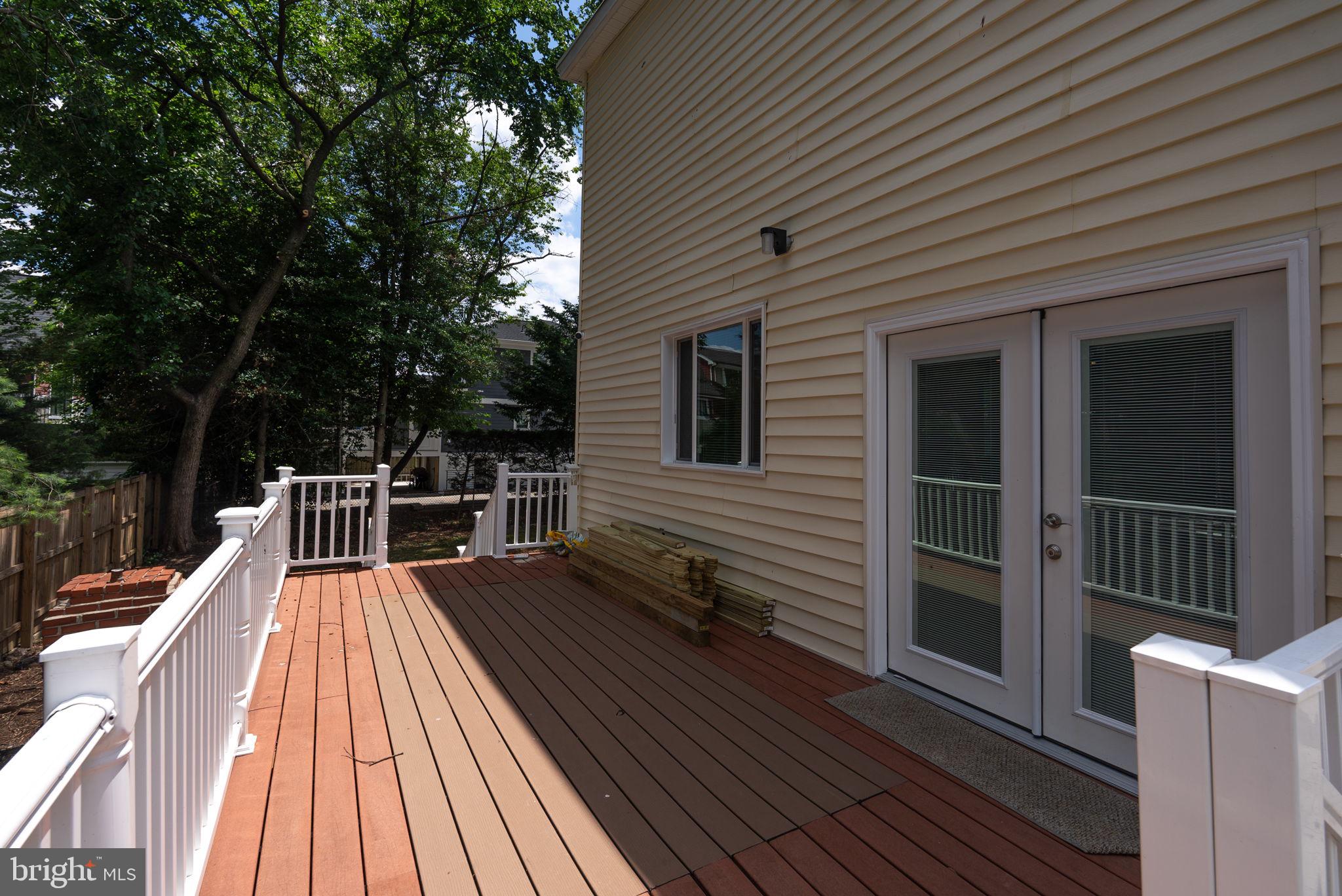 827 PHILADELPHIA AVE