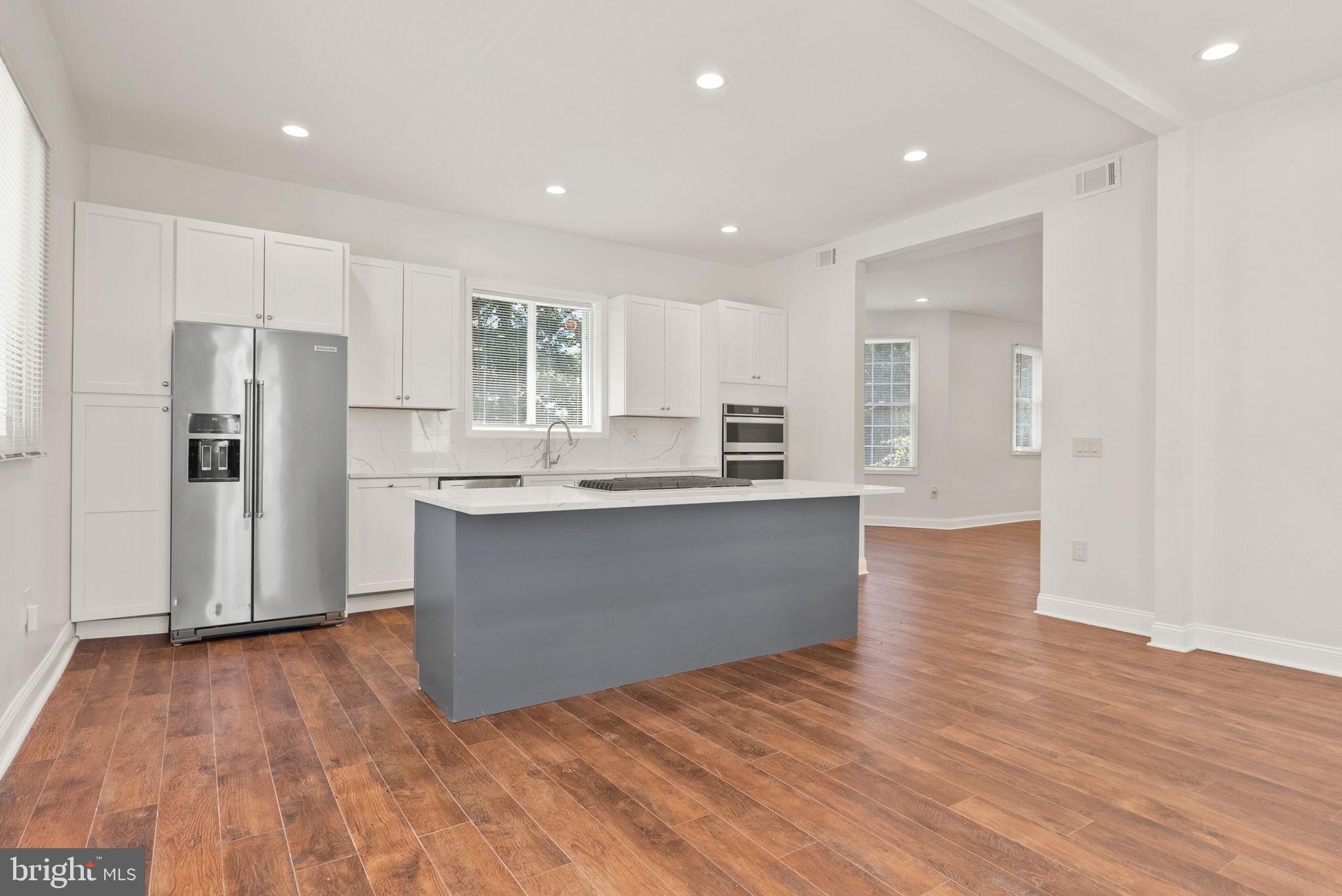 827 PHILADELPHIA AVE