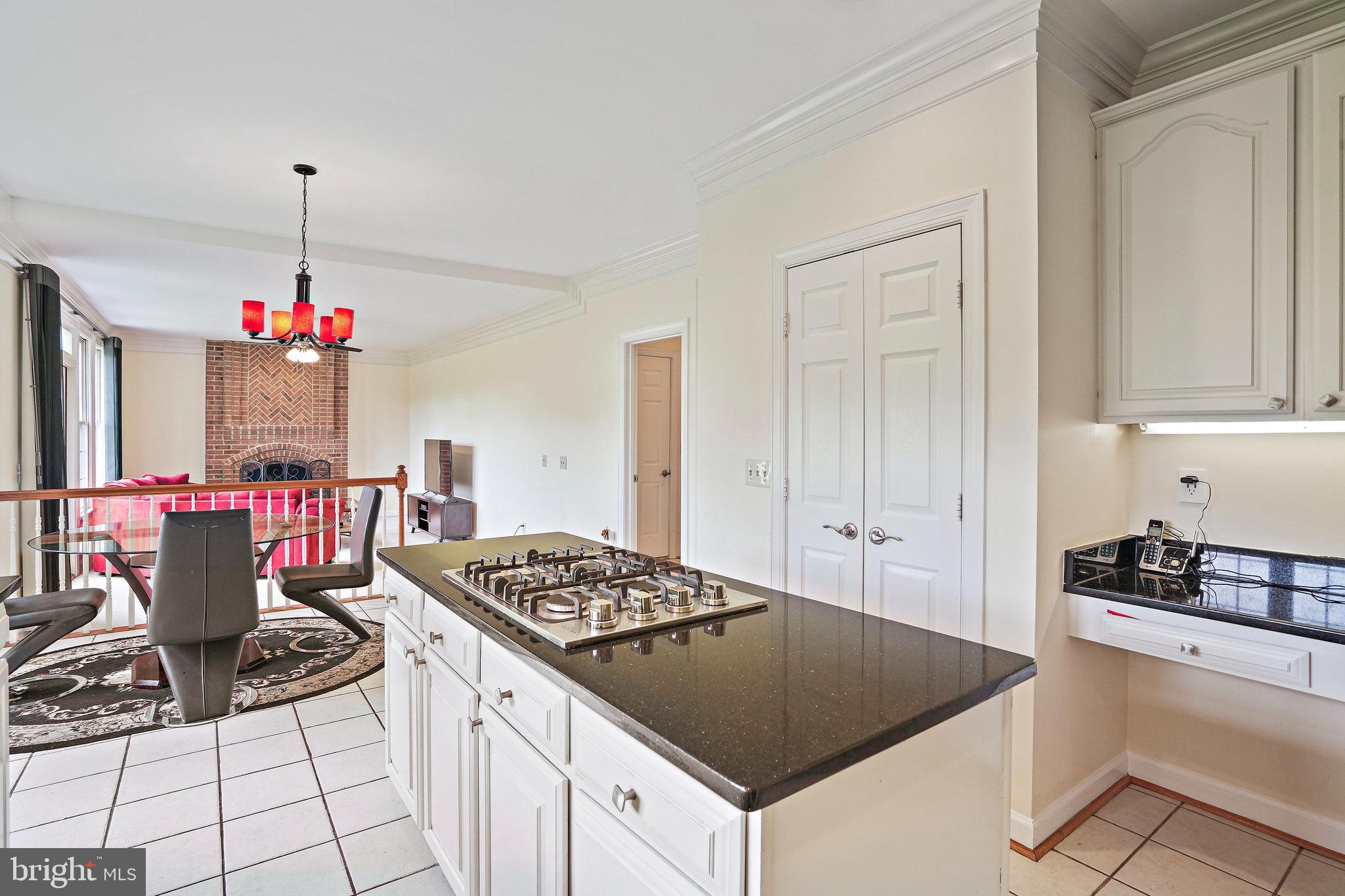 8233 Gallery Ct