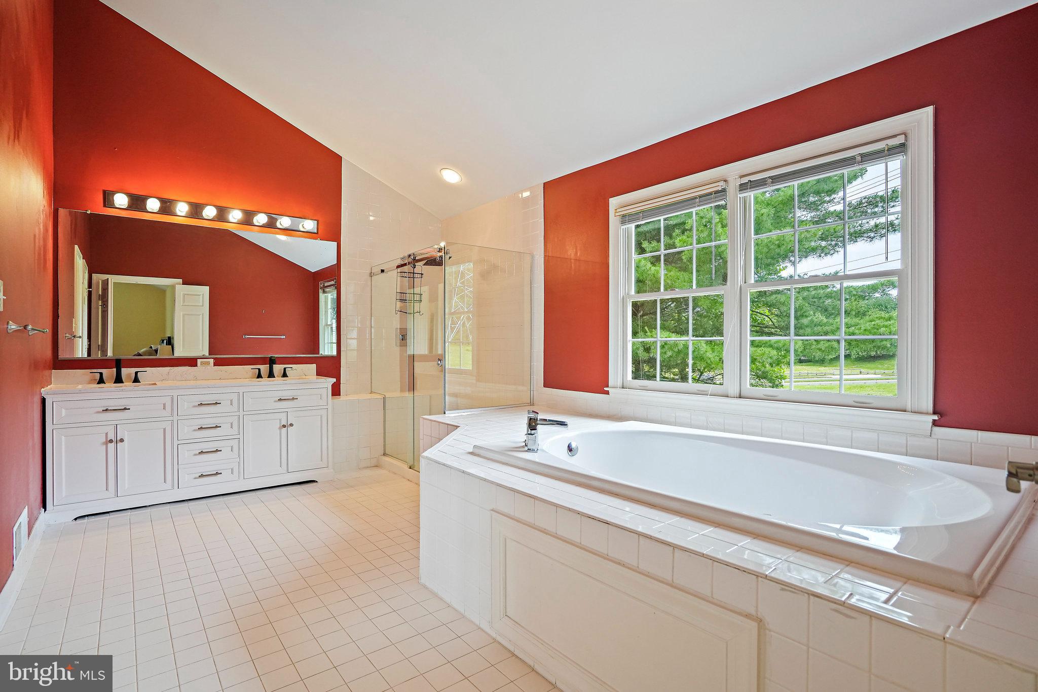 8233 Gallery Ct