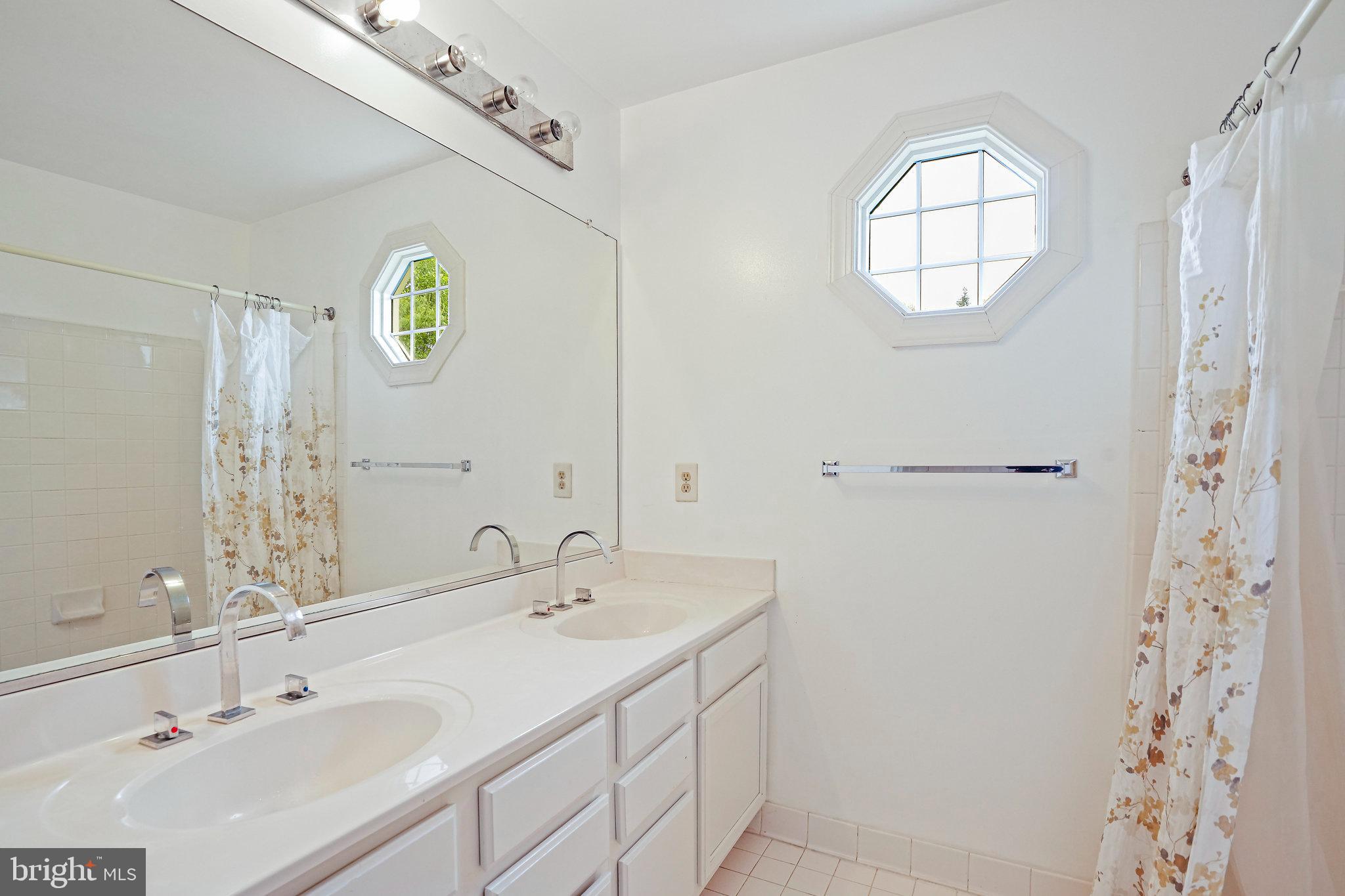 8233 Gallery Ct