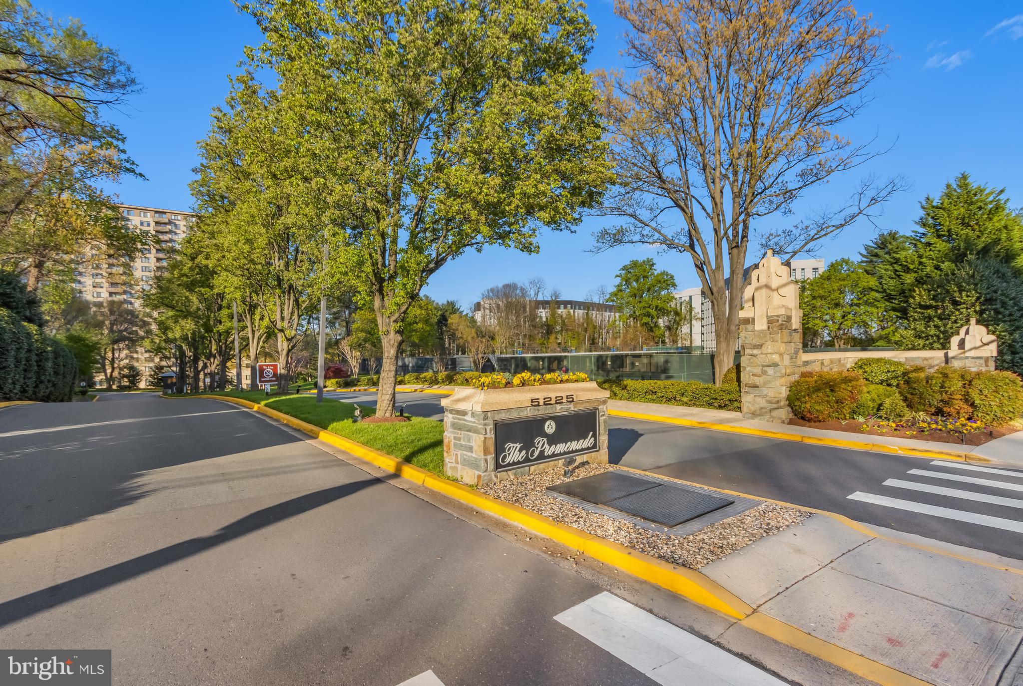 5225 POOKS HILL RD #1420N