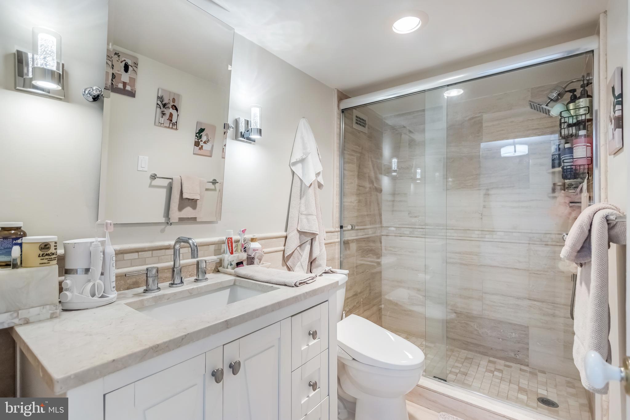 5225 POOKS HILL RD #1420N