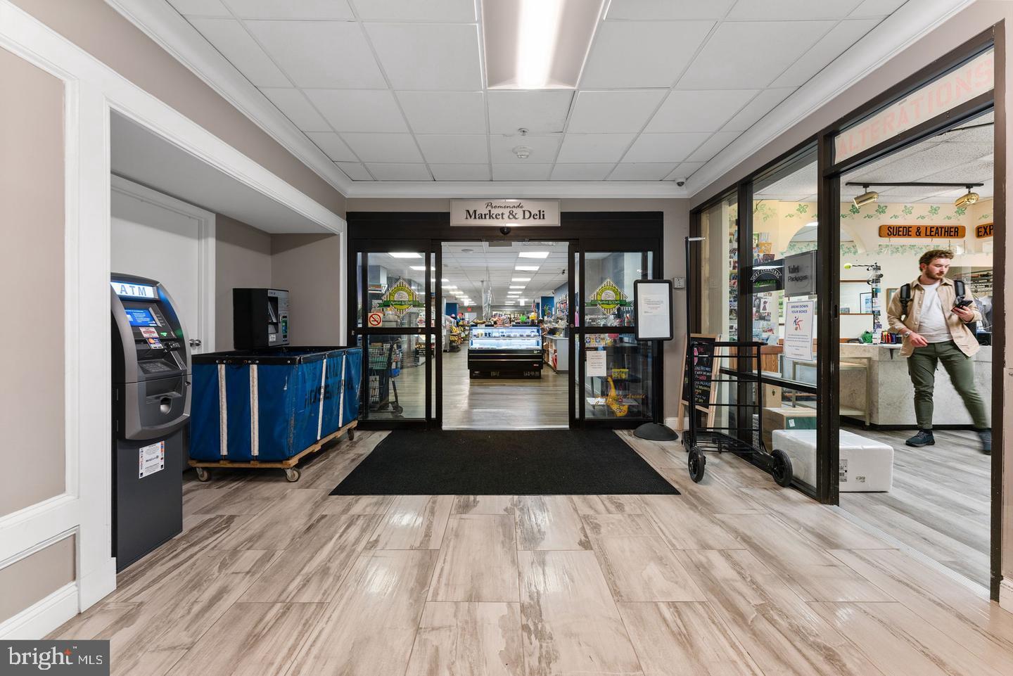 5225 POOKS HILL RD #1420N