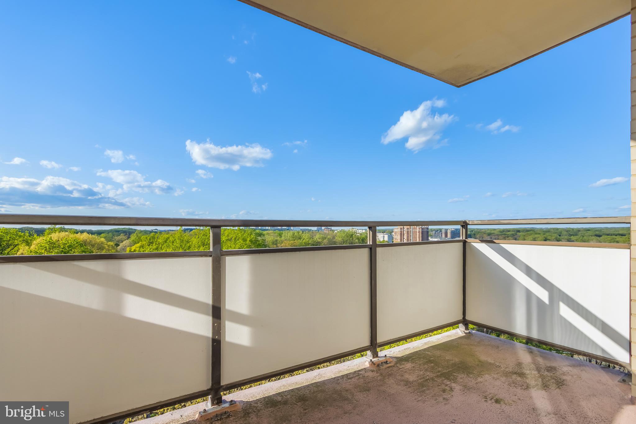 5225 POOKS HILL RD #1420N