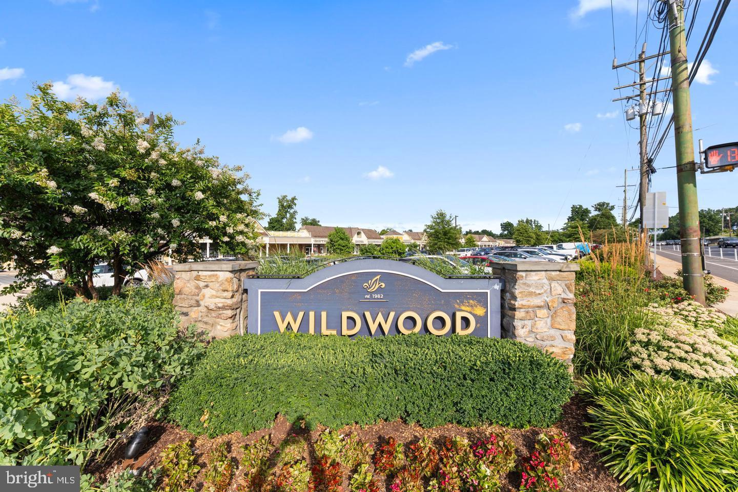 5225 POOKS HILL RD #1420N