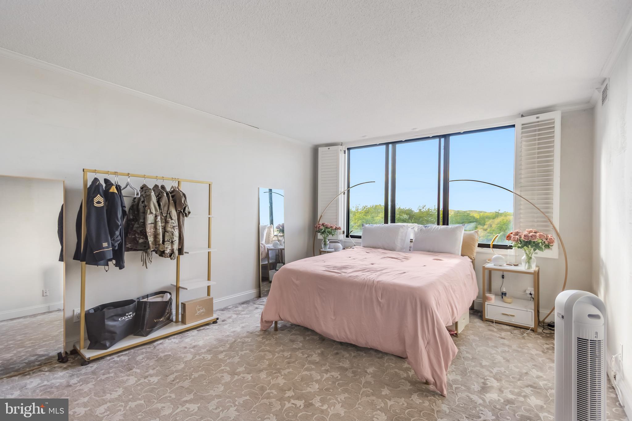 5225 POOKS HILL RD #1420N