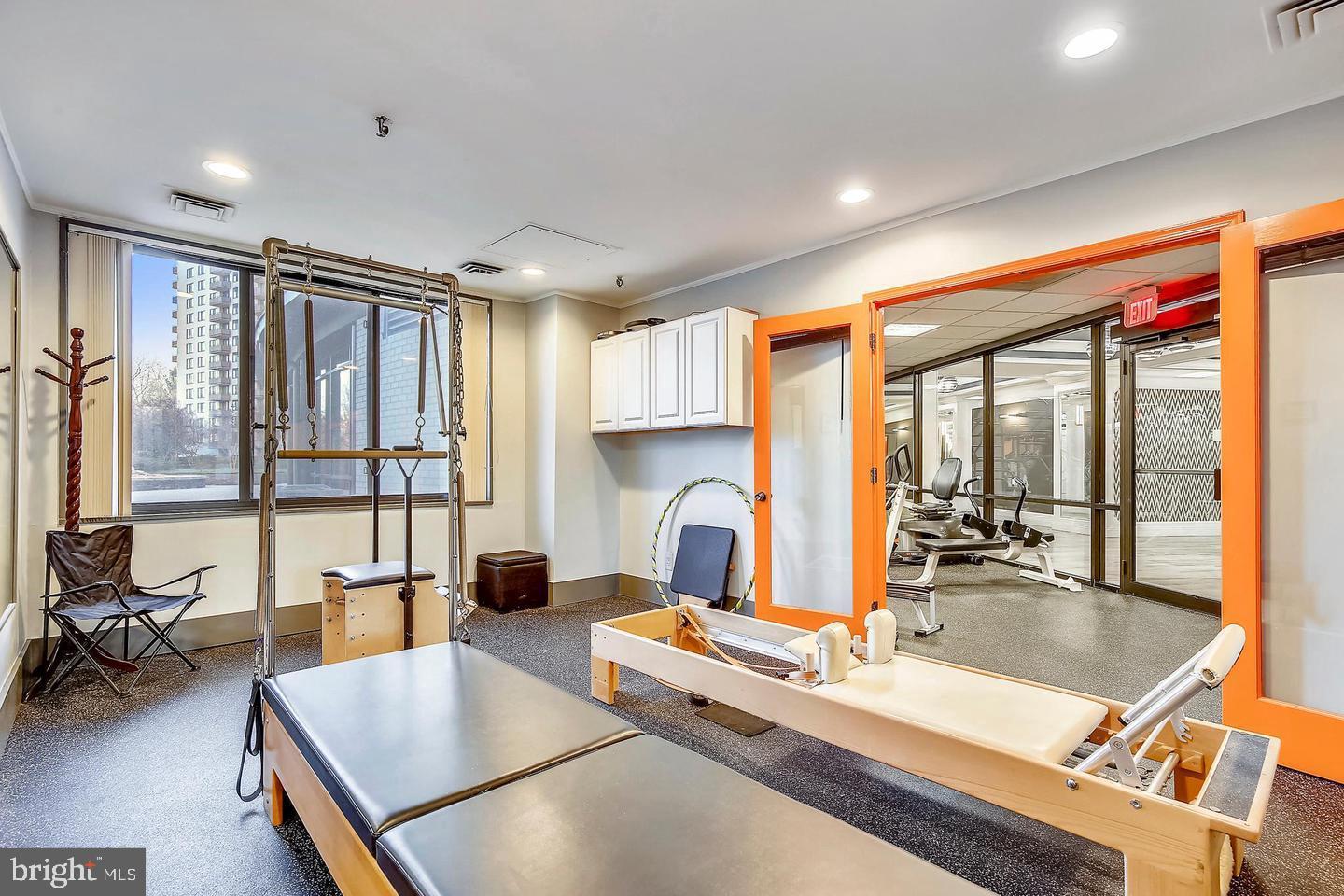 5225 POOKS HILL RD #1420N