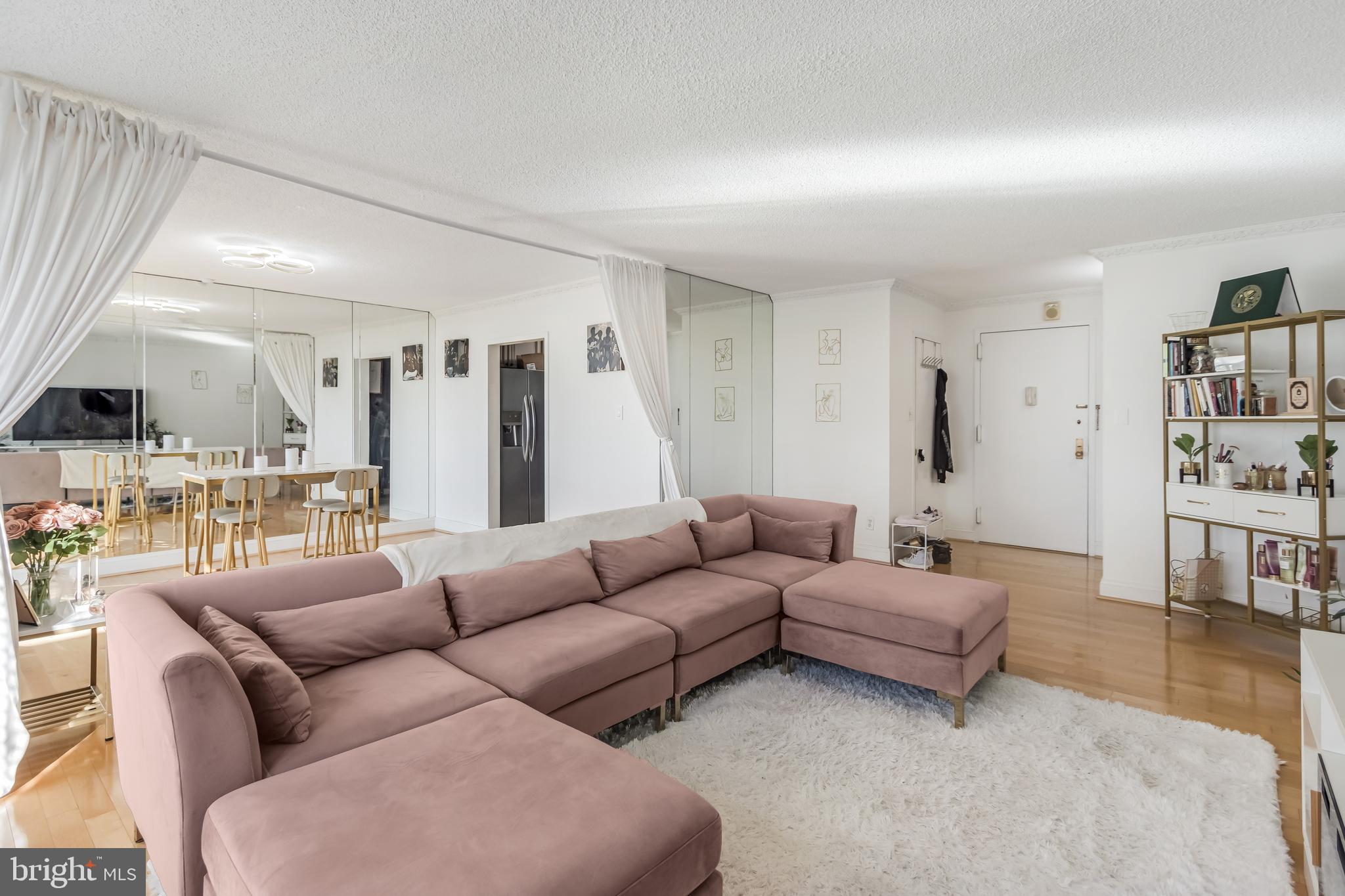 5225 POOKS HILL RD #1420N