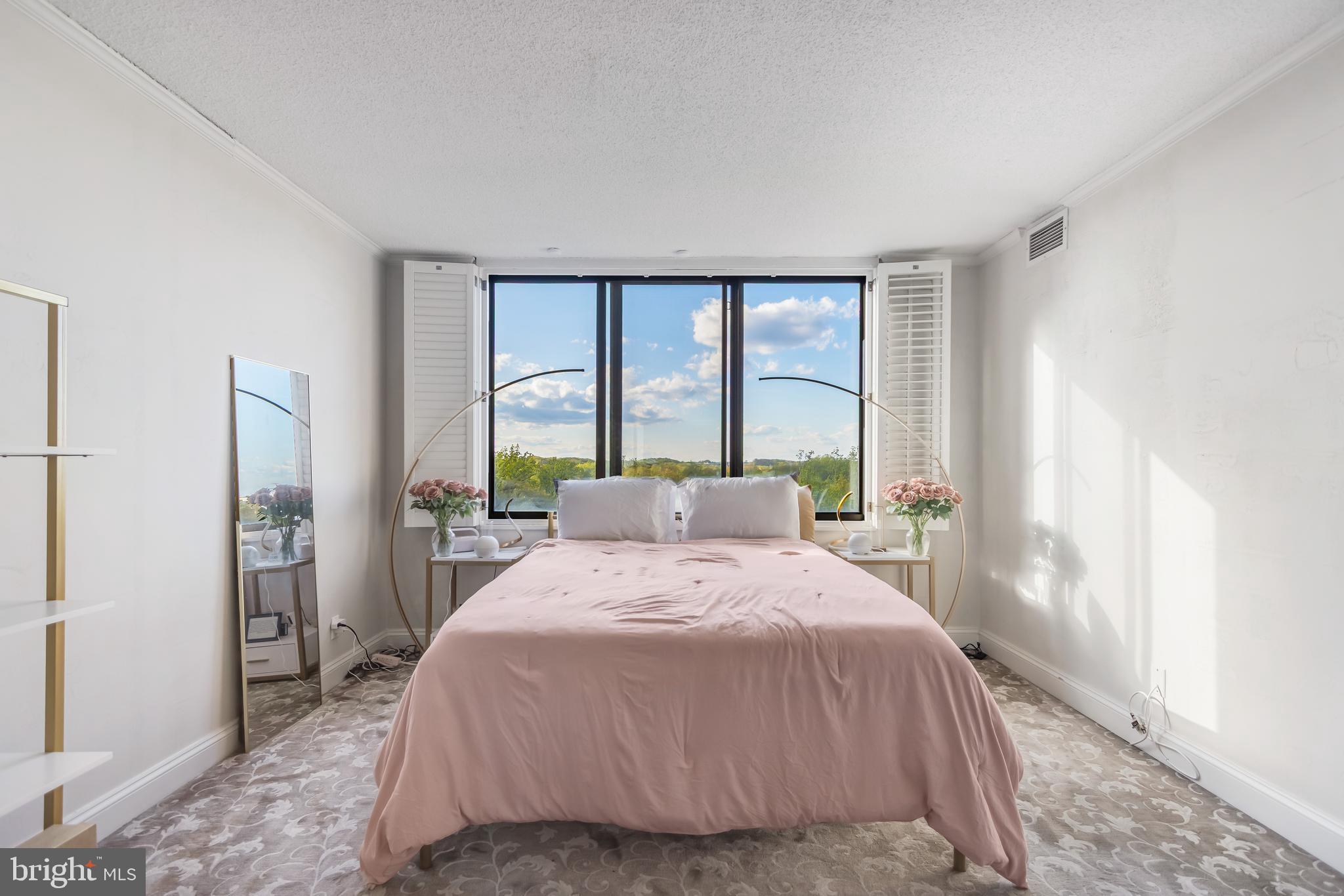 5225 POOKS HILL RD #1420N