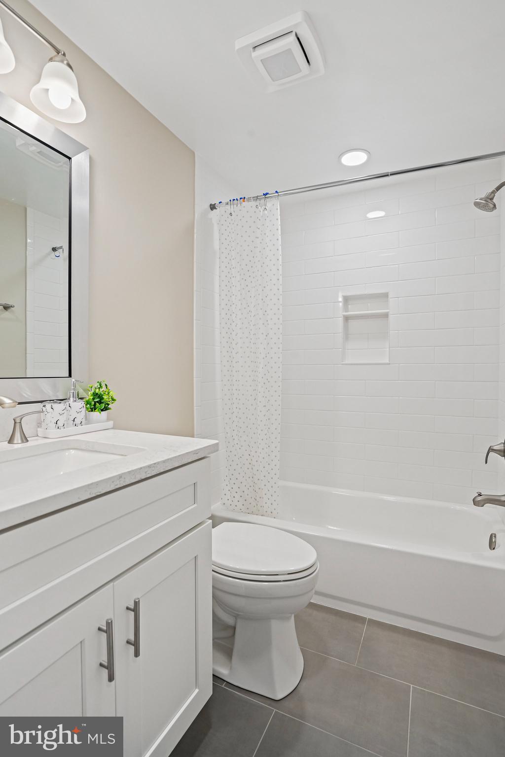 19944 Drexel Hill Cir