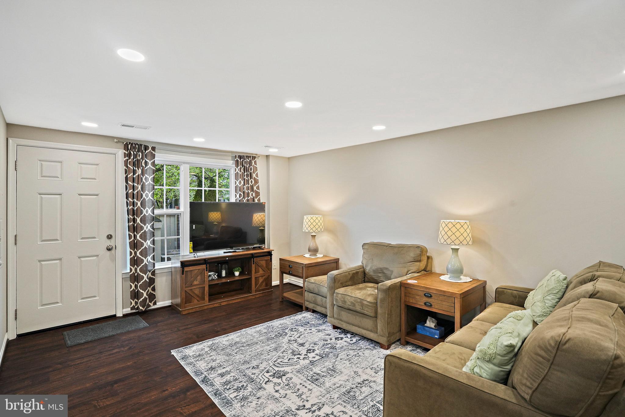 19944 Drexel Hill Cir