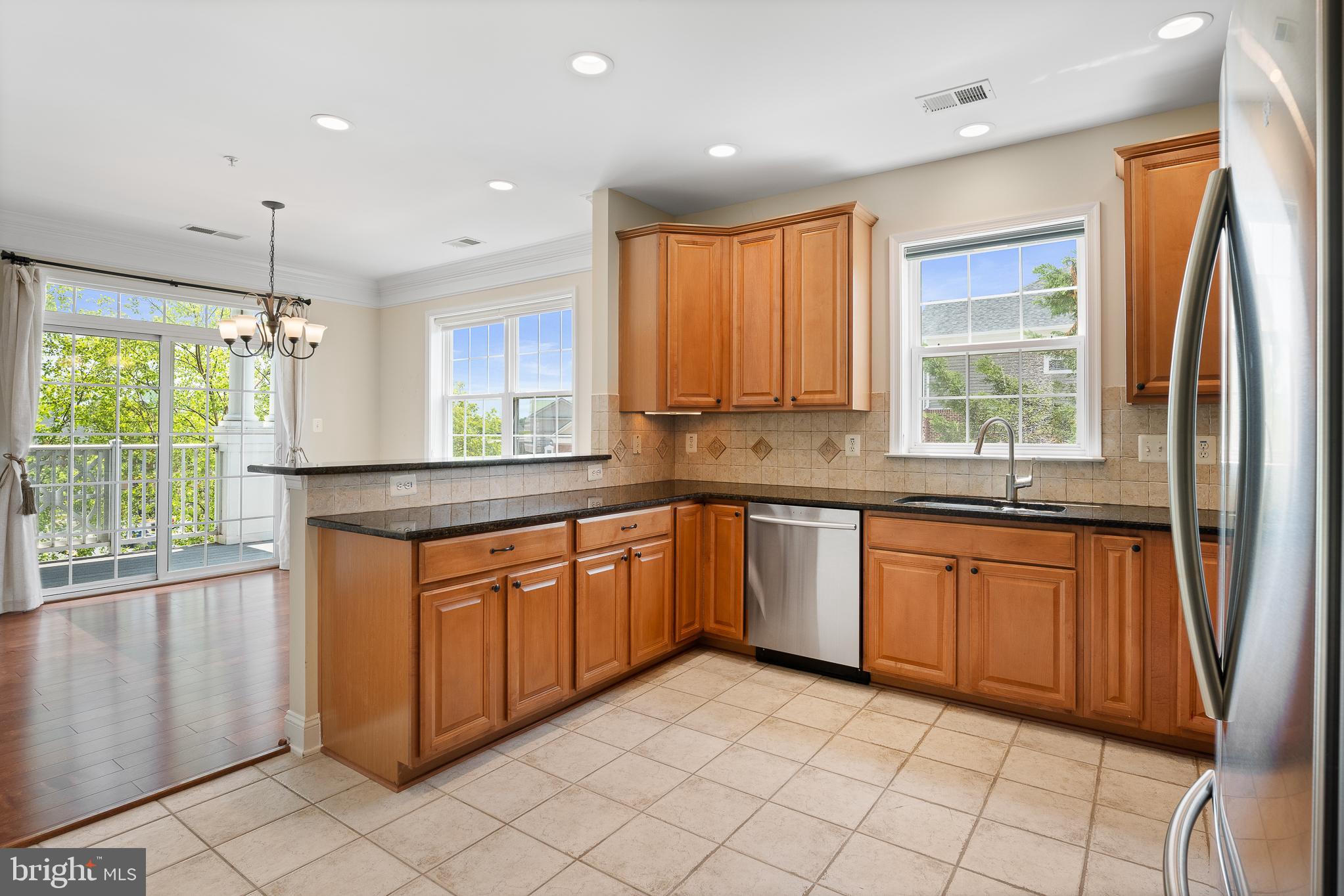 327 King Farm Blvd #206