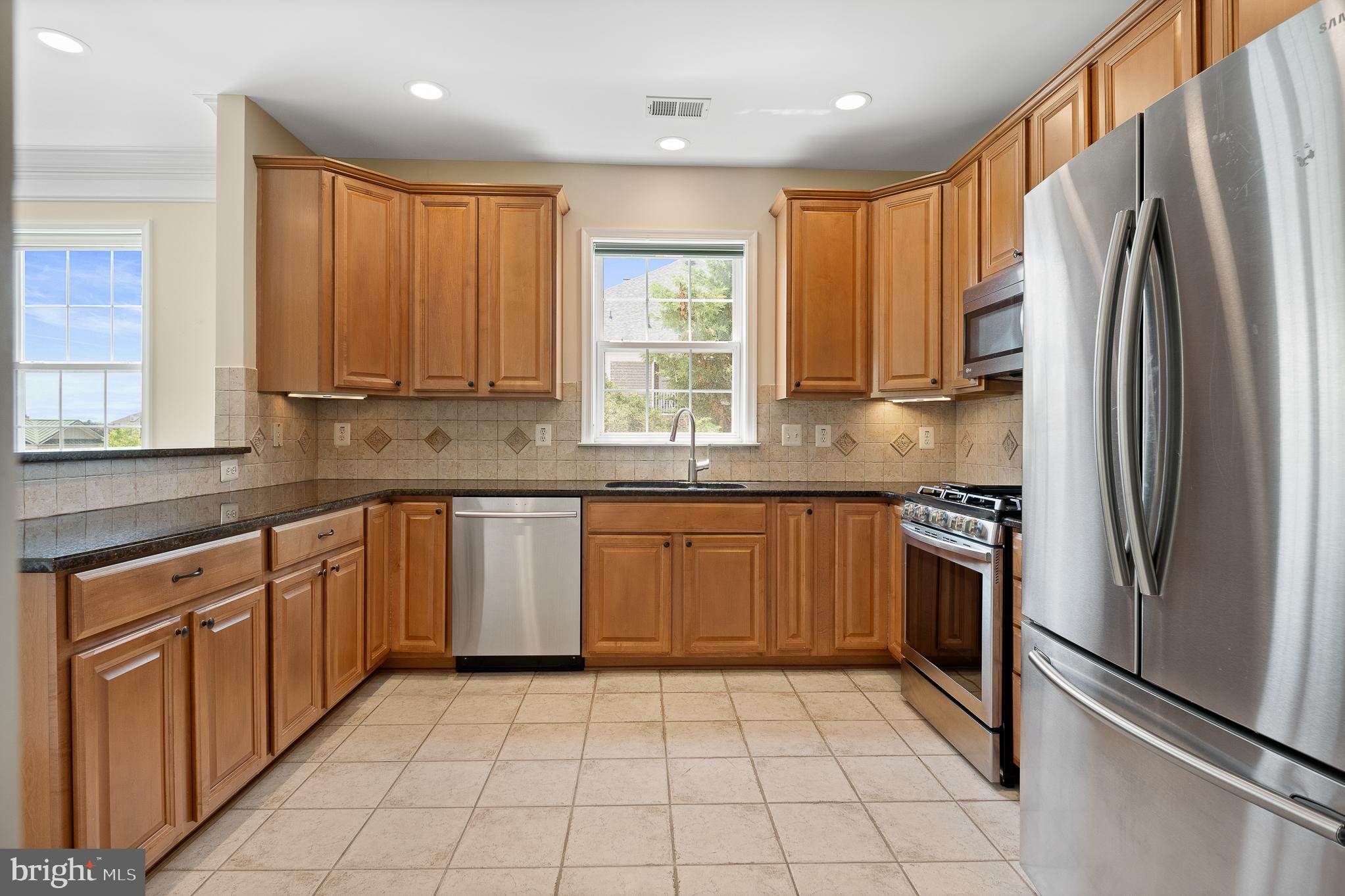 327 King Farm Blvd #206