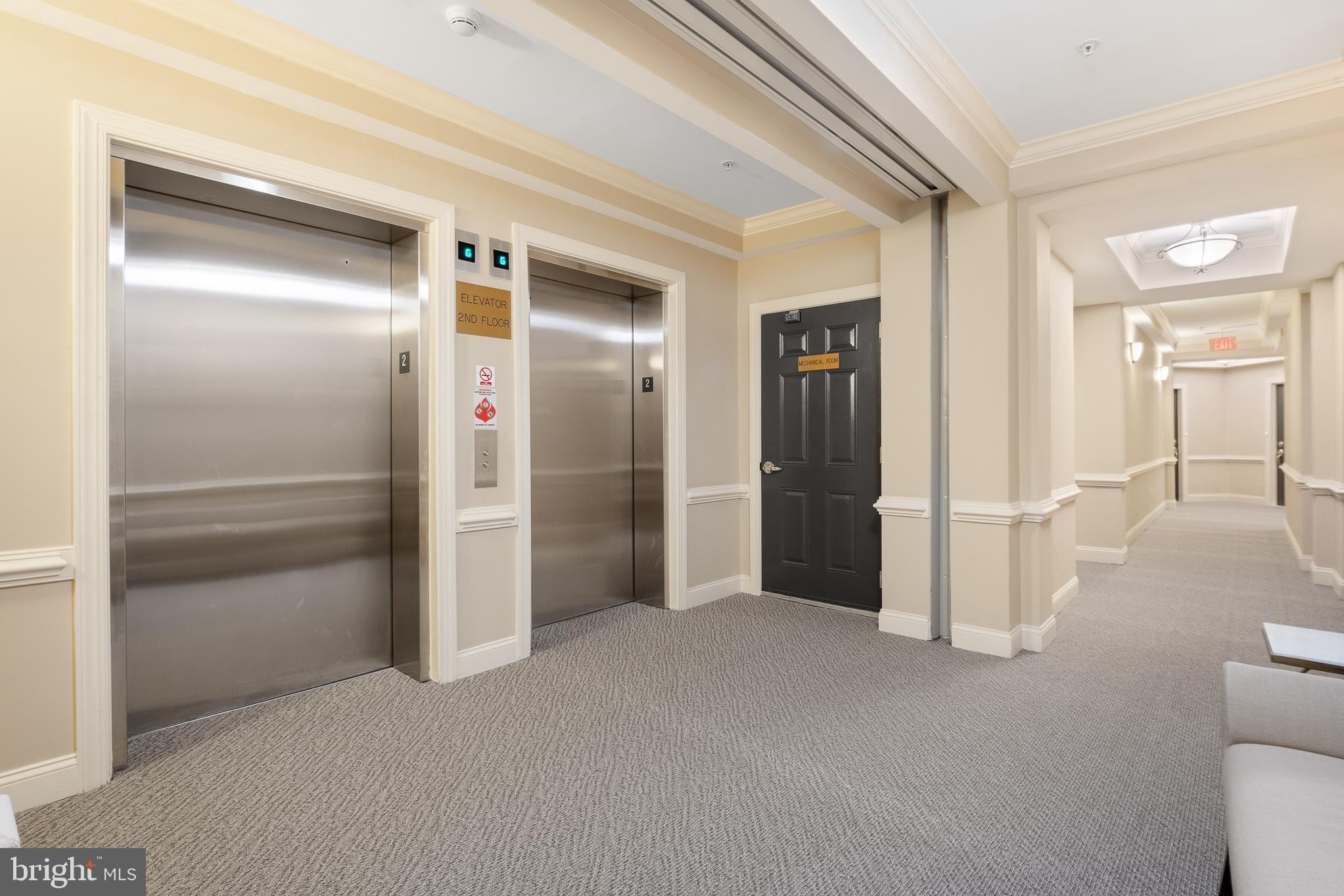 327 King Farm Blvd #206